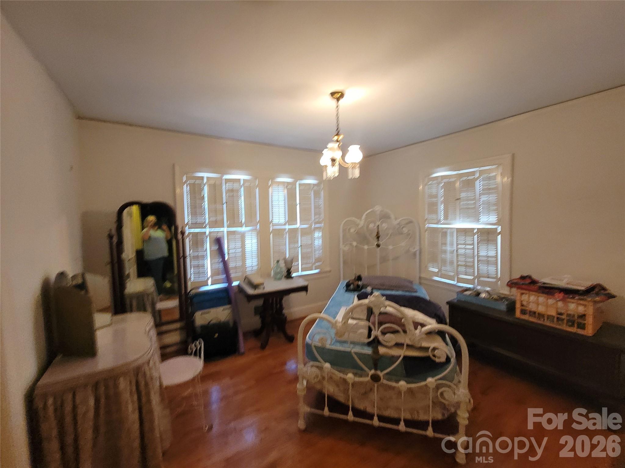 318 W Sixth Avenue — Gastonia