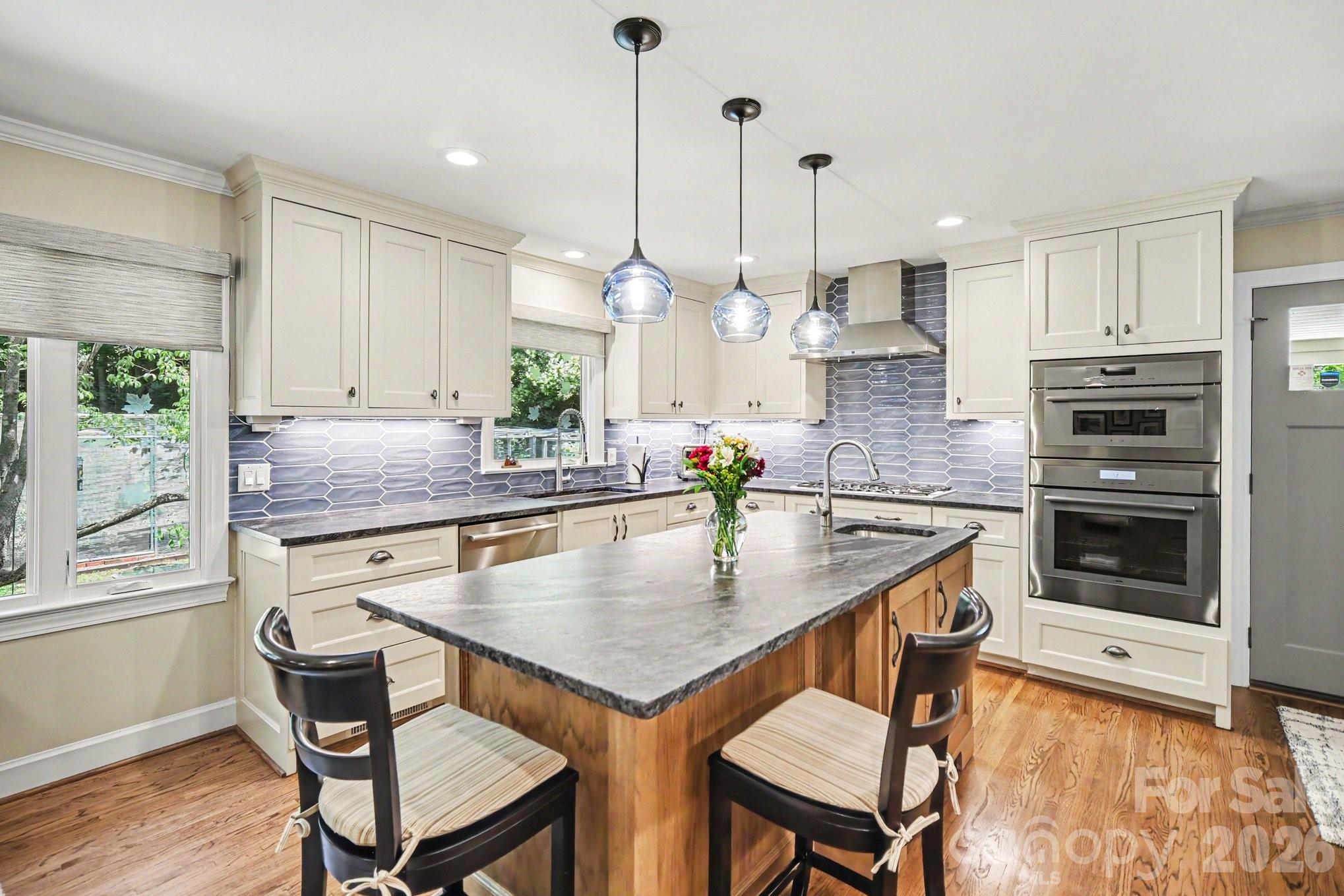 118 Lutomma Circle — Charlotte