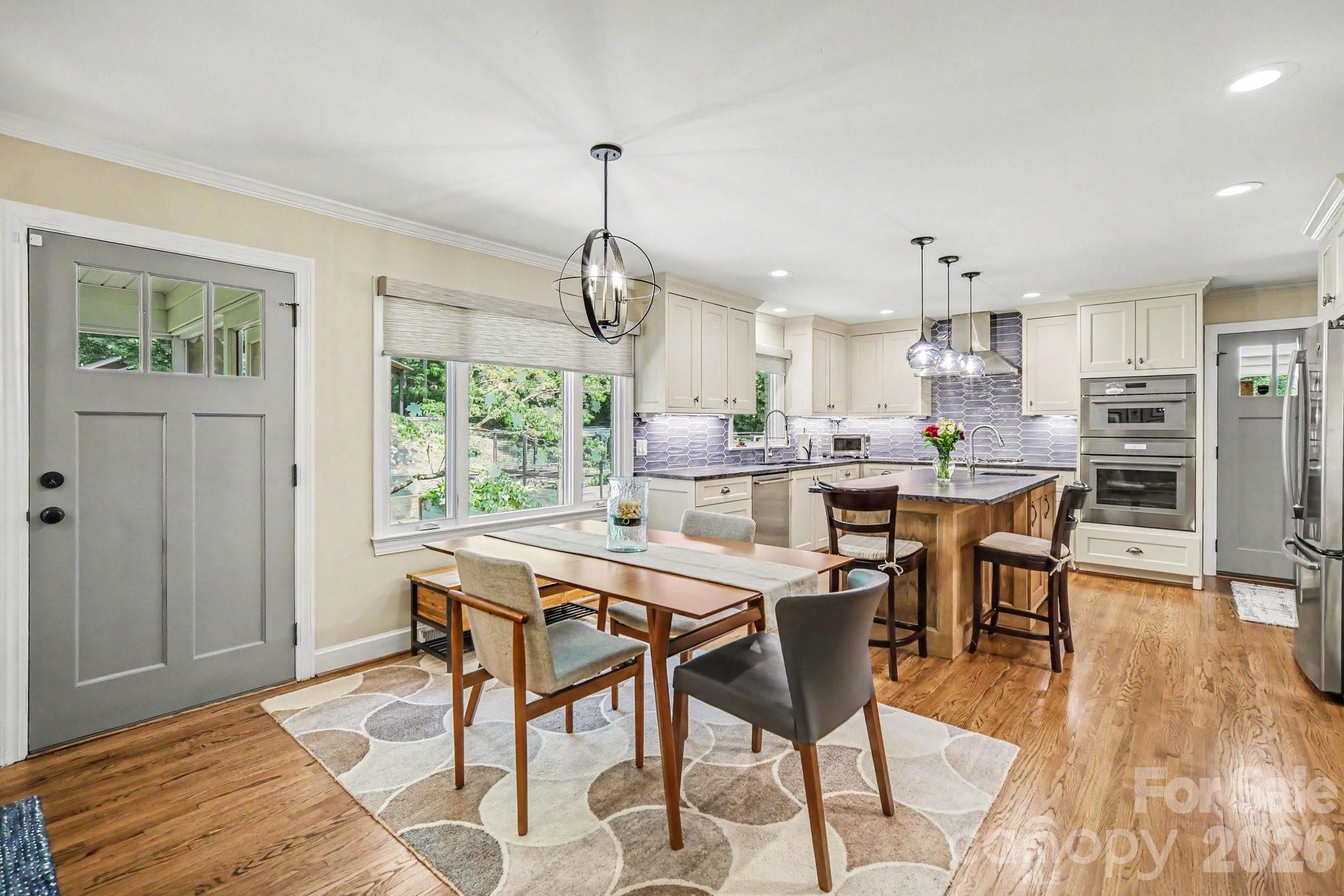 118 Lutomma Circle — Charlotte