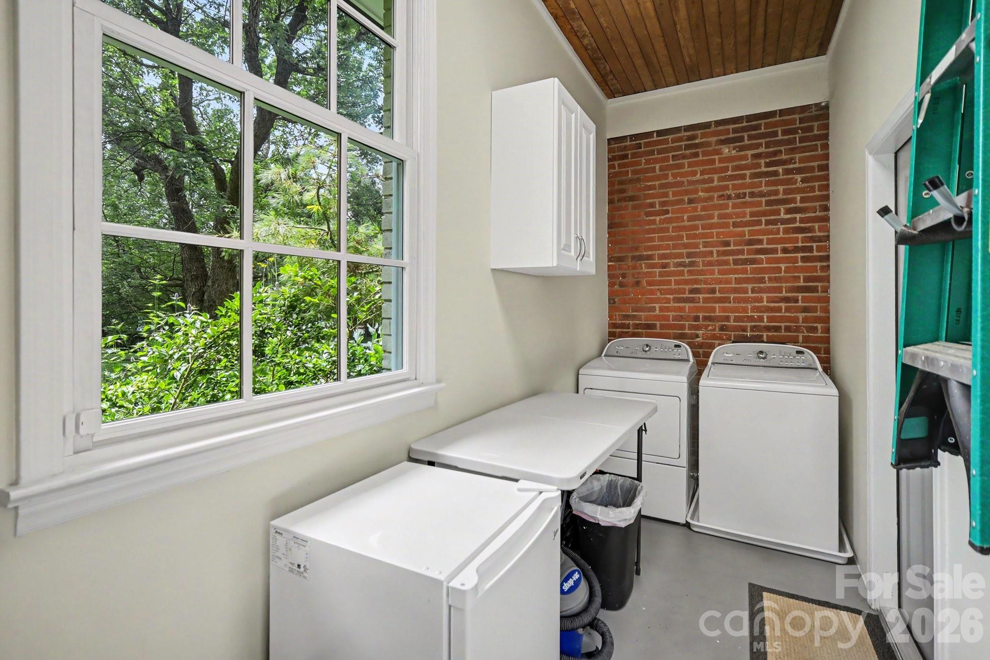 118 Lutomma Circle — Charlotte