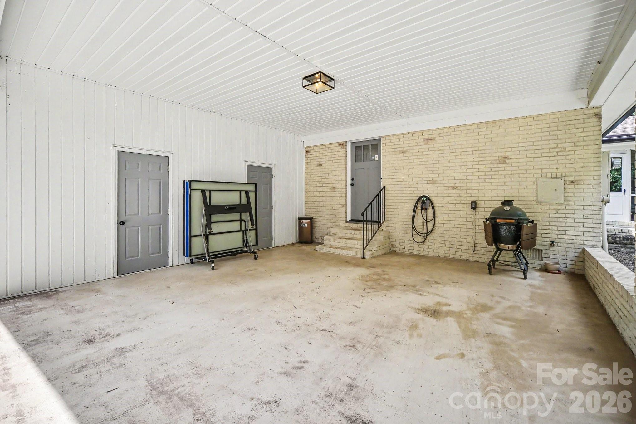 118 Lutomma Circle — Charlotte