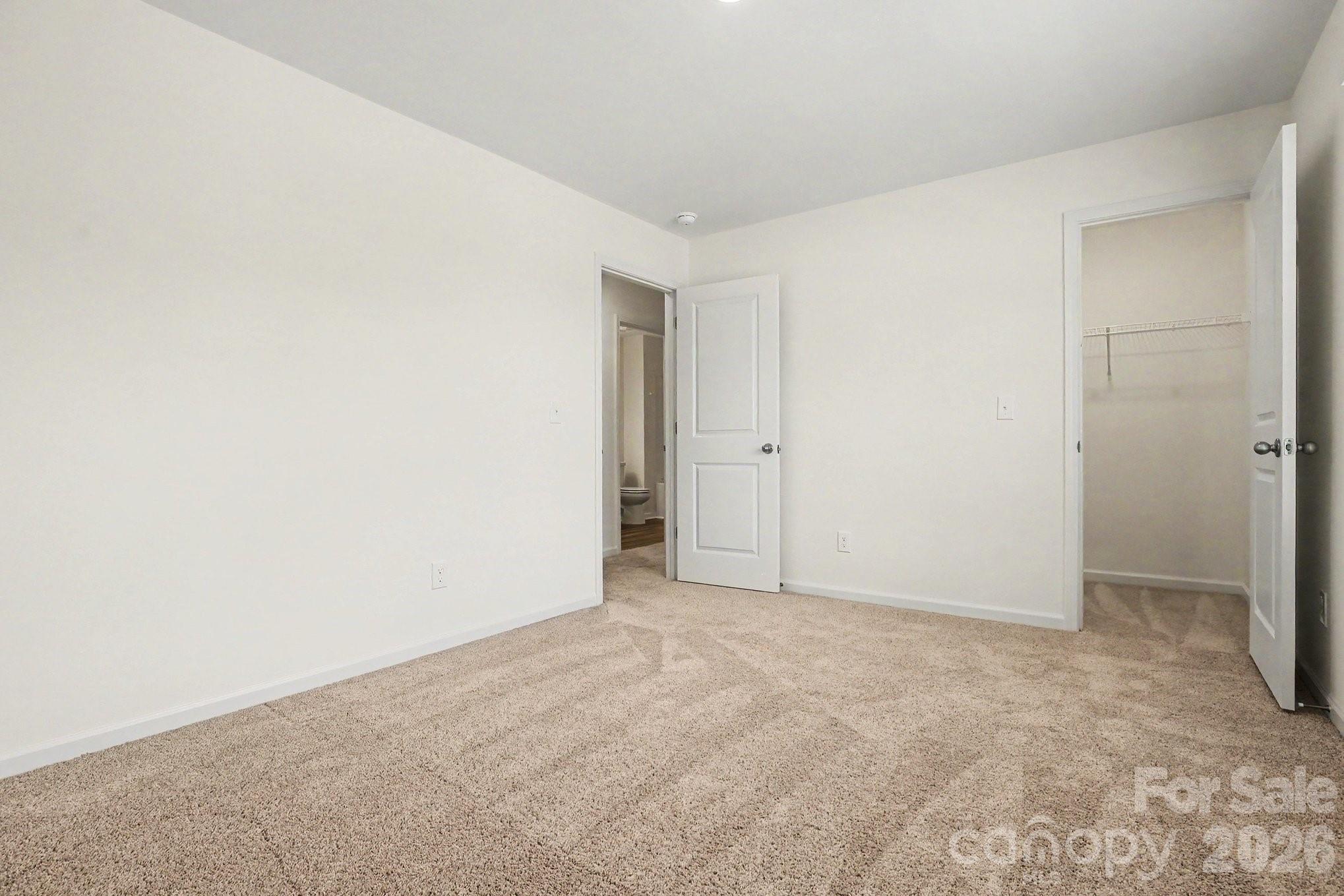 15 Hidden Glen Court — Angier