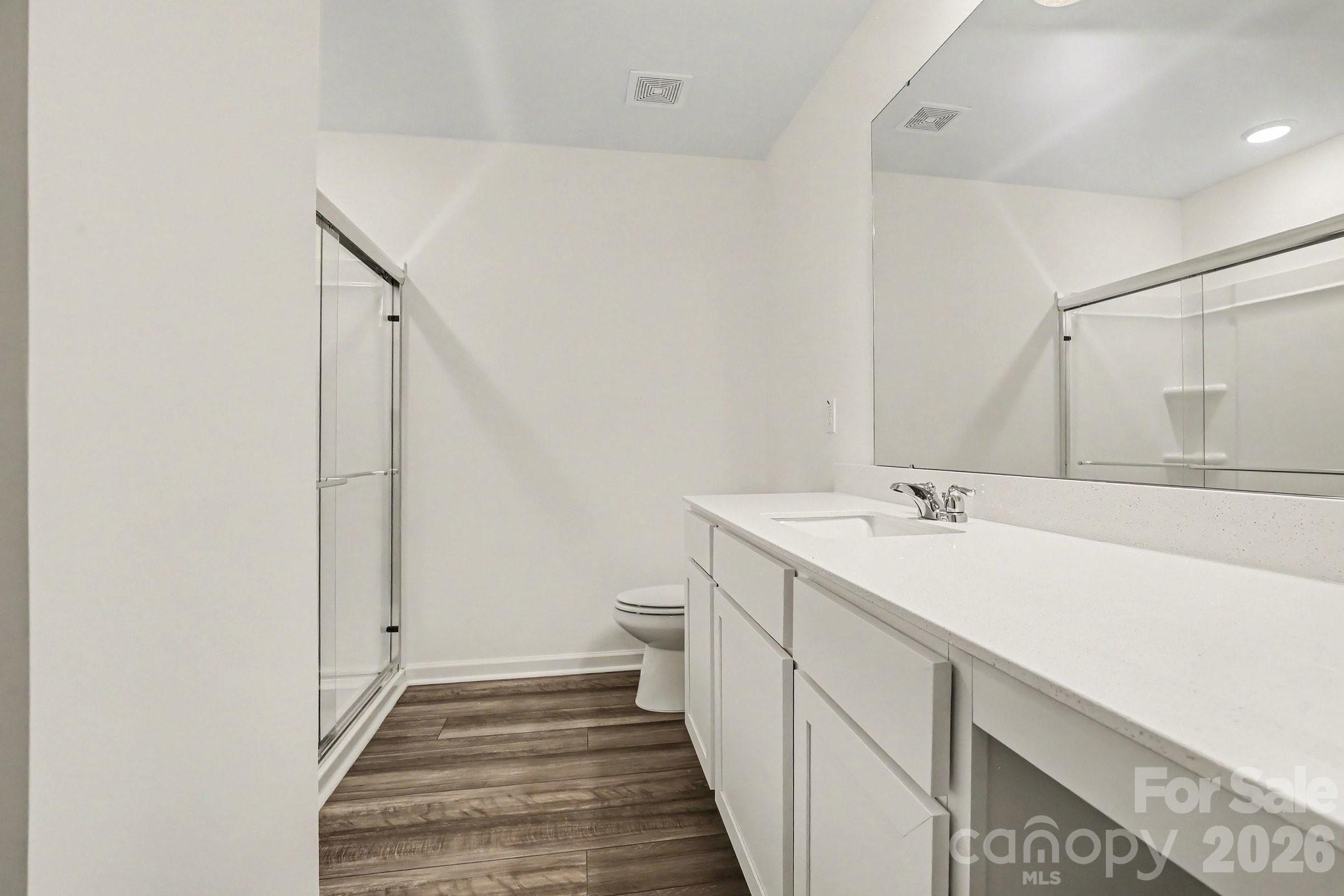 15 Hidden Glen Court — Angier