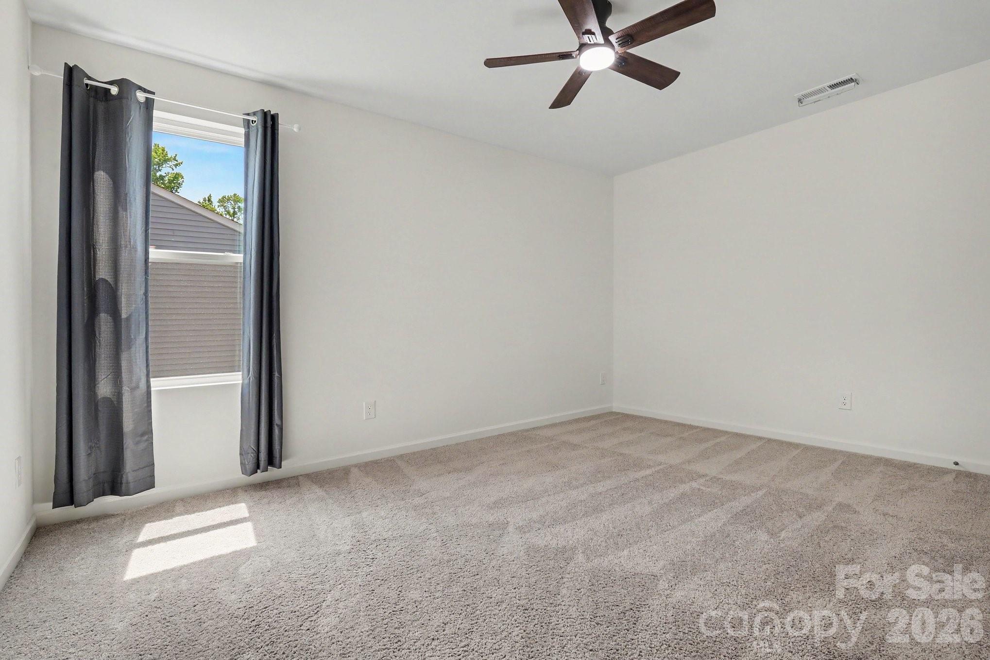 15 Hidden Glen Court — Angier