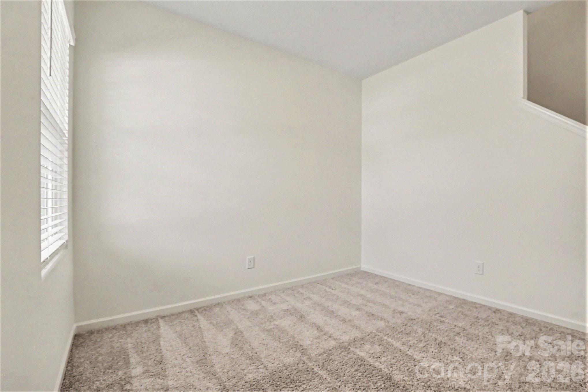 15 Hidden Glen Court — Angier