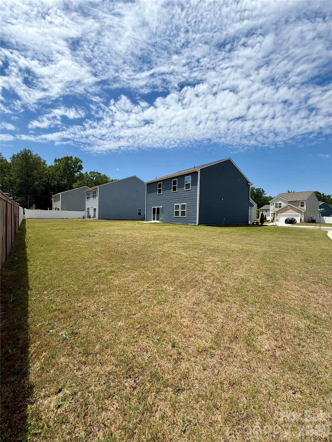 15 Hidden Glen Court — Angier