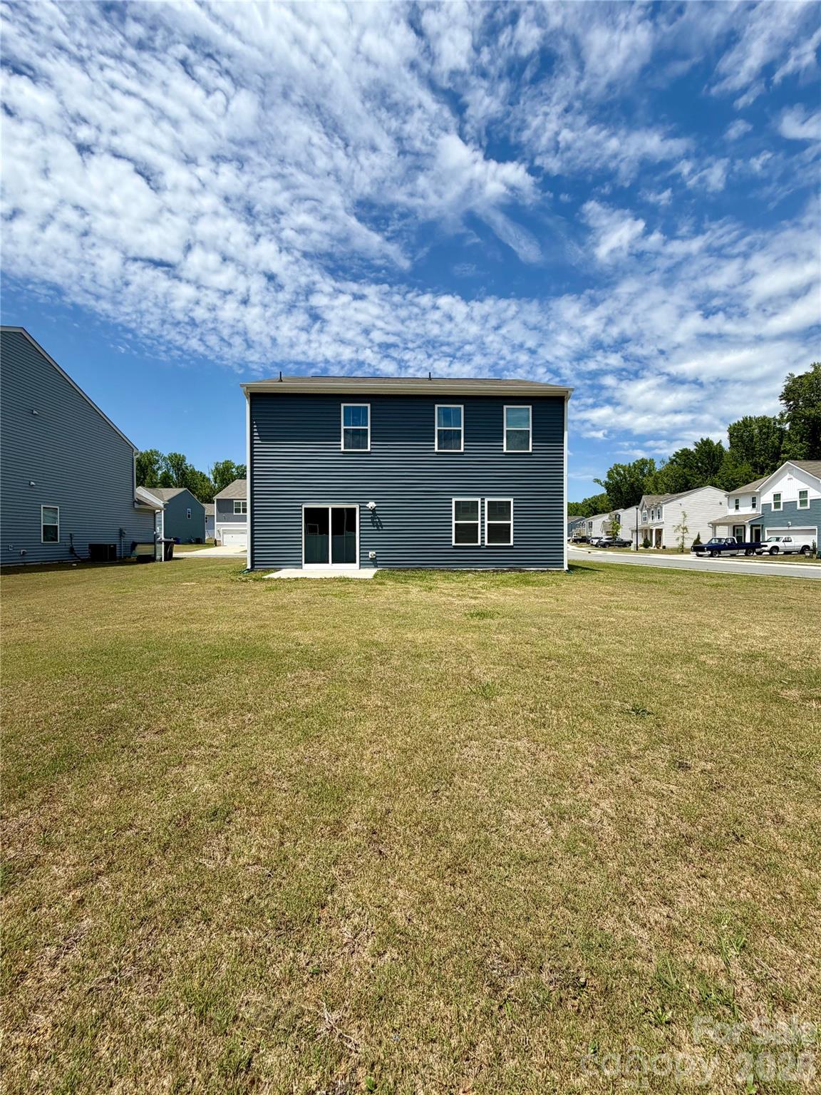 15 Hidden Glen Court — Angier