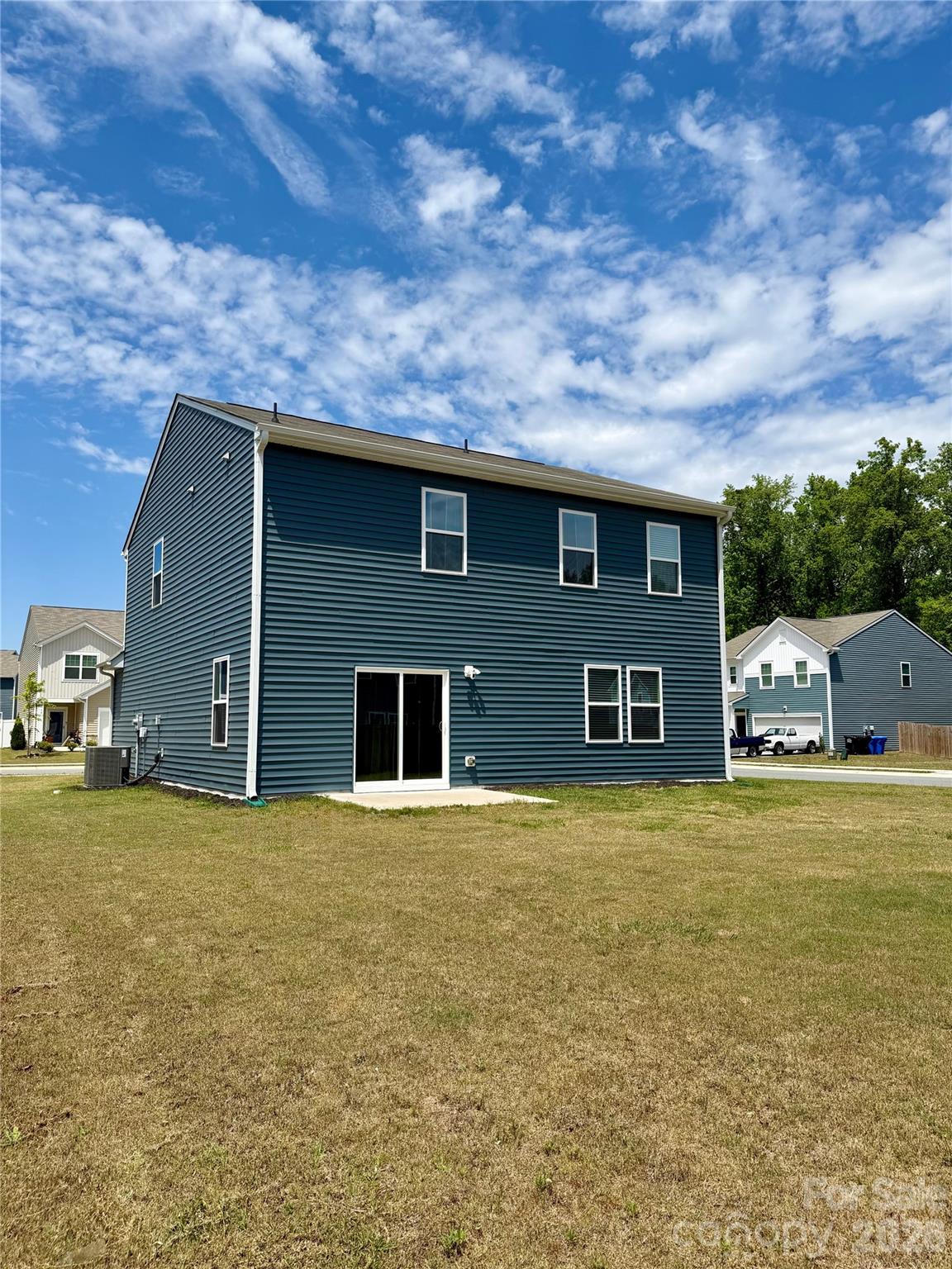 15 Hidden Glen Court — Angier