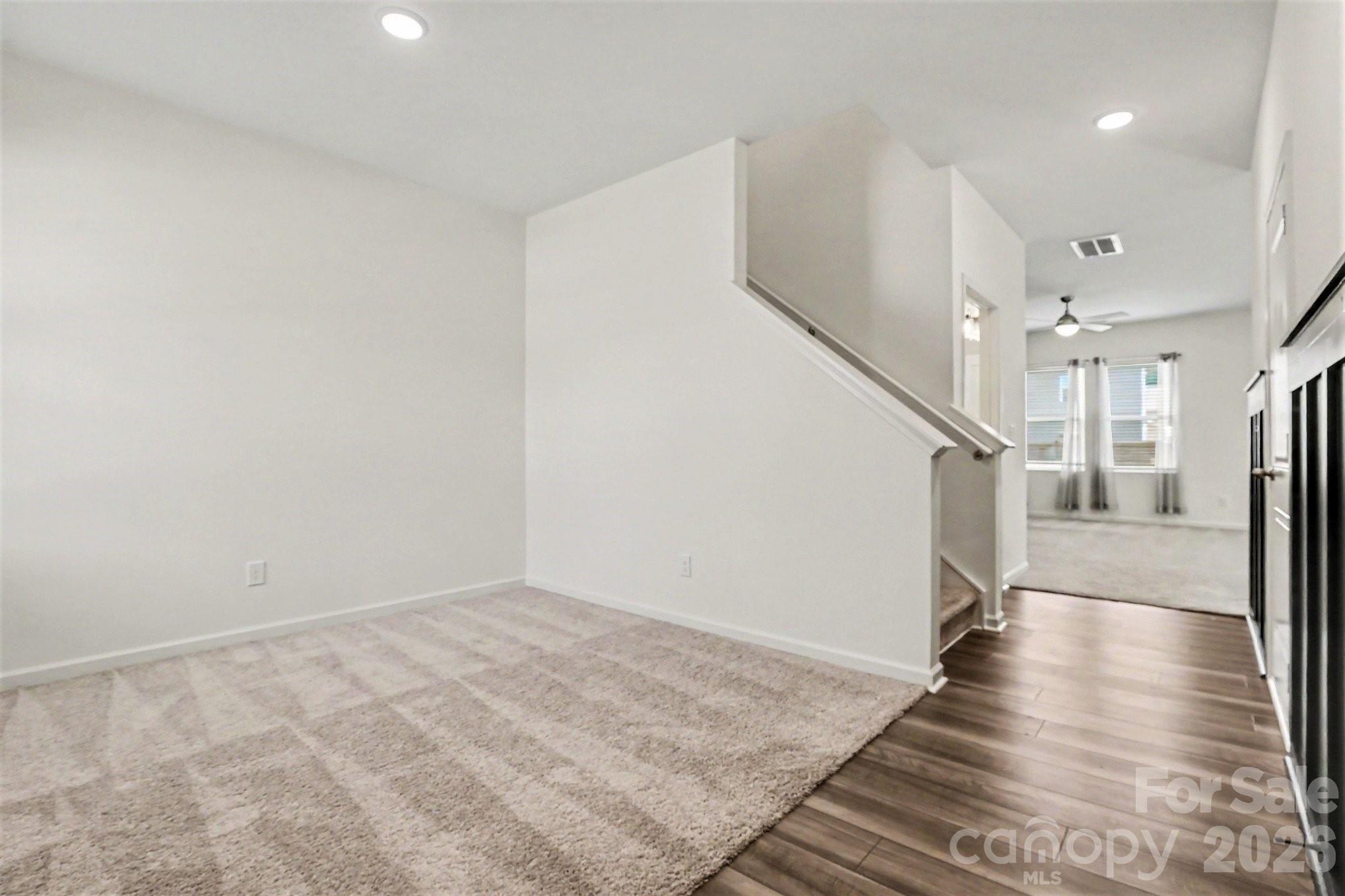 15 Hidden Glen Court — Angier