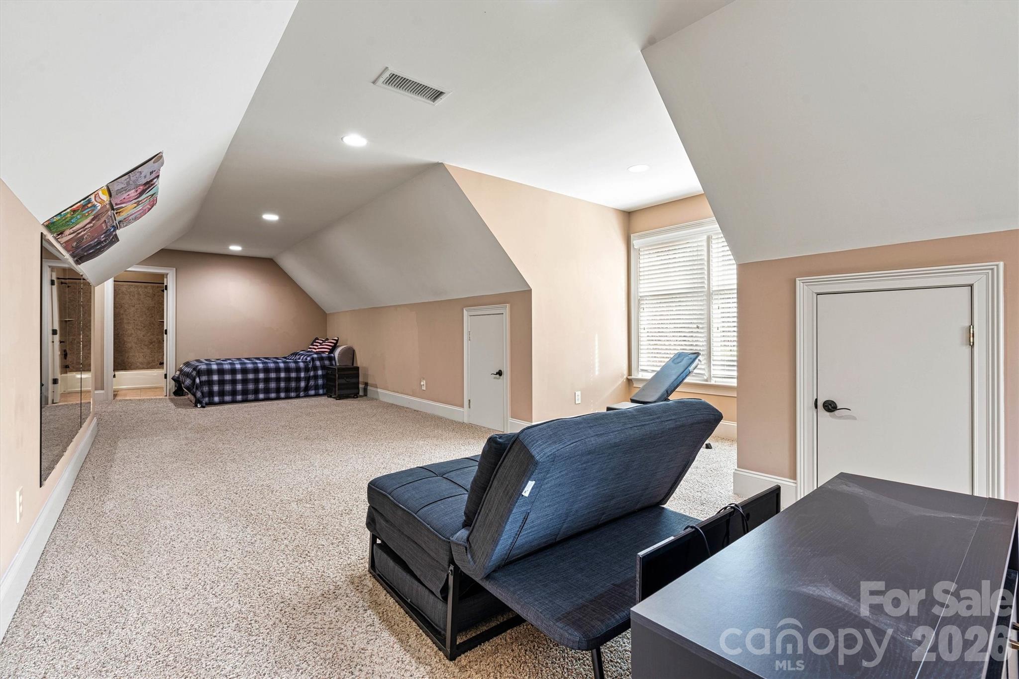 336 Kenway Loop — Mooresville