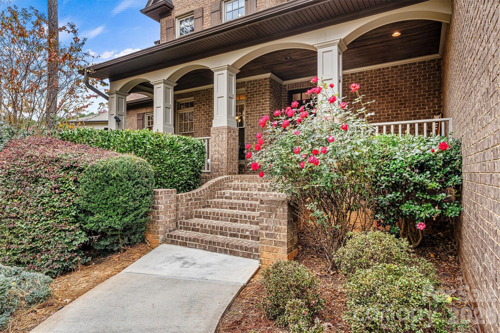 336 Kenway Loop — Mooresville