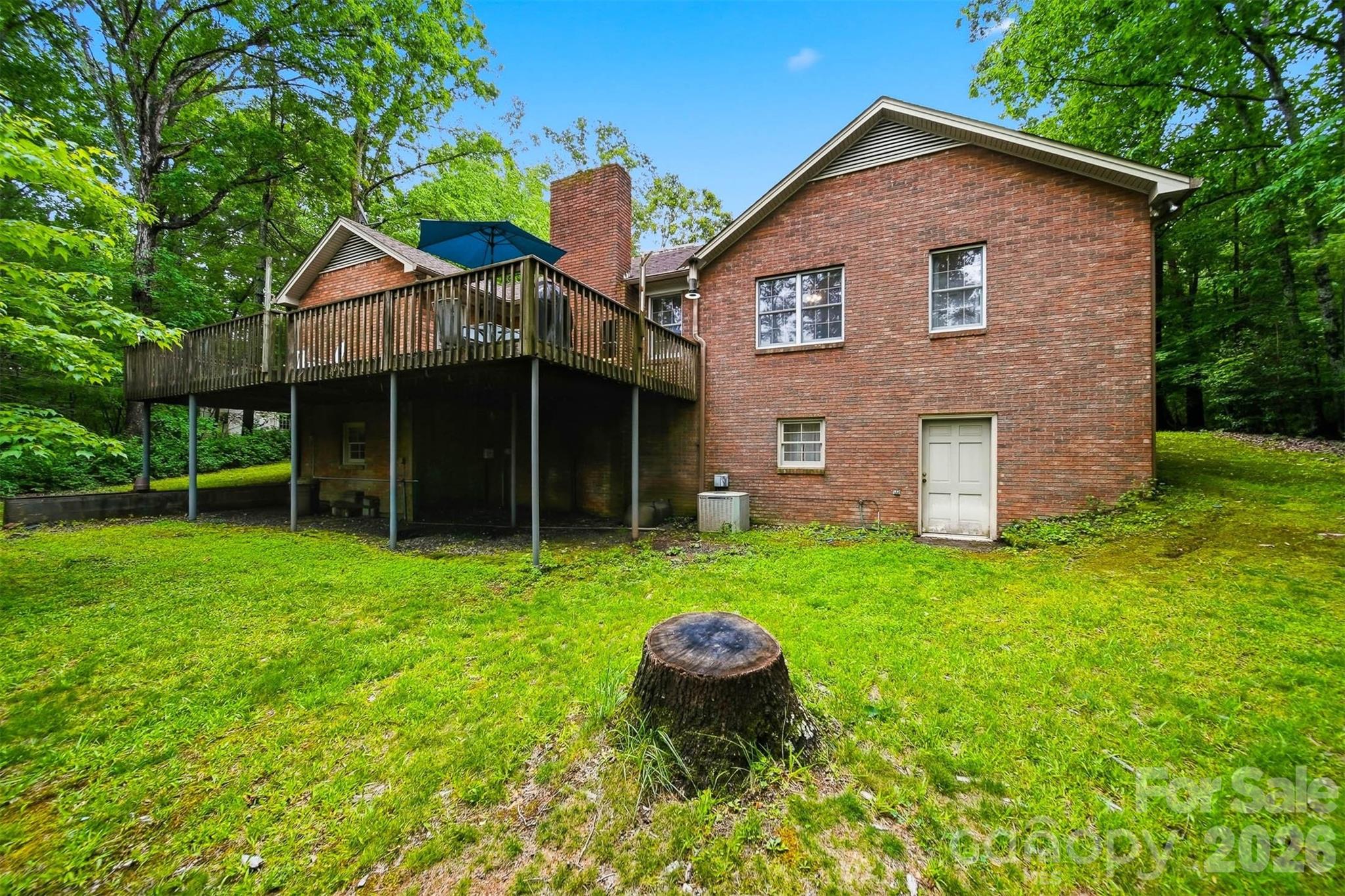 104 Laurelwood Drive — Morganton