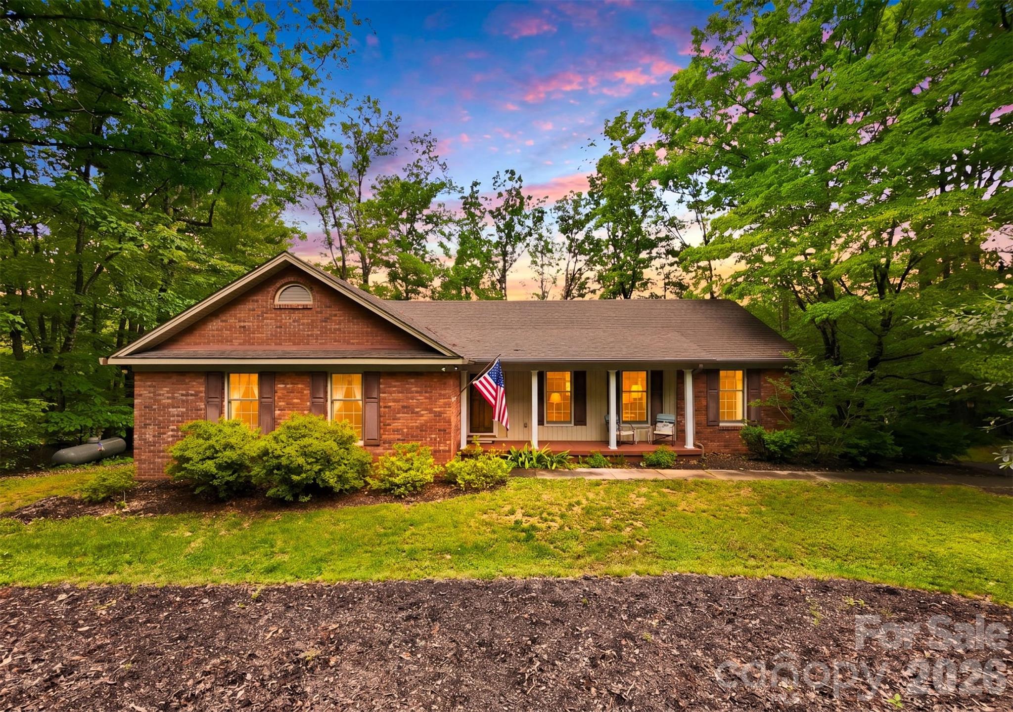 104 Laurelwood Drive — Morganton