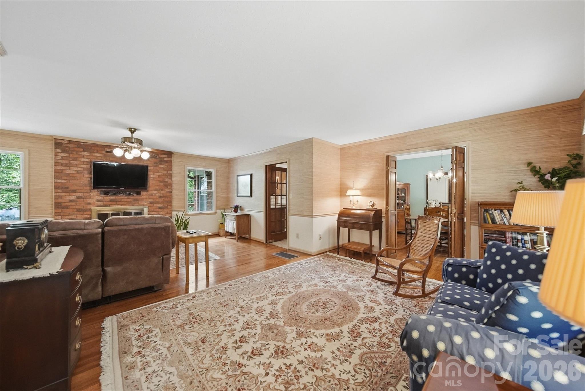 104 Laurelwood Drive — Morganton