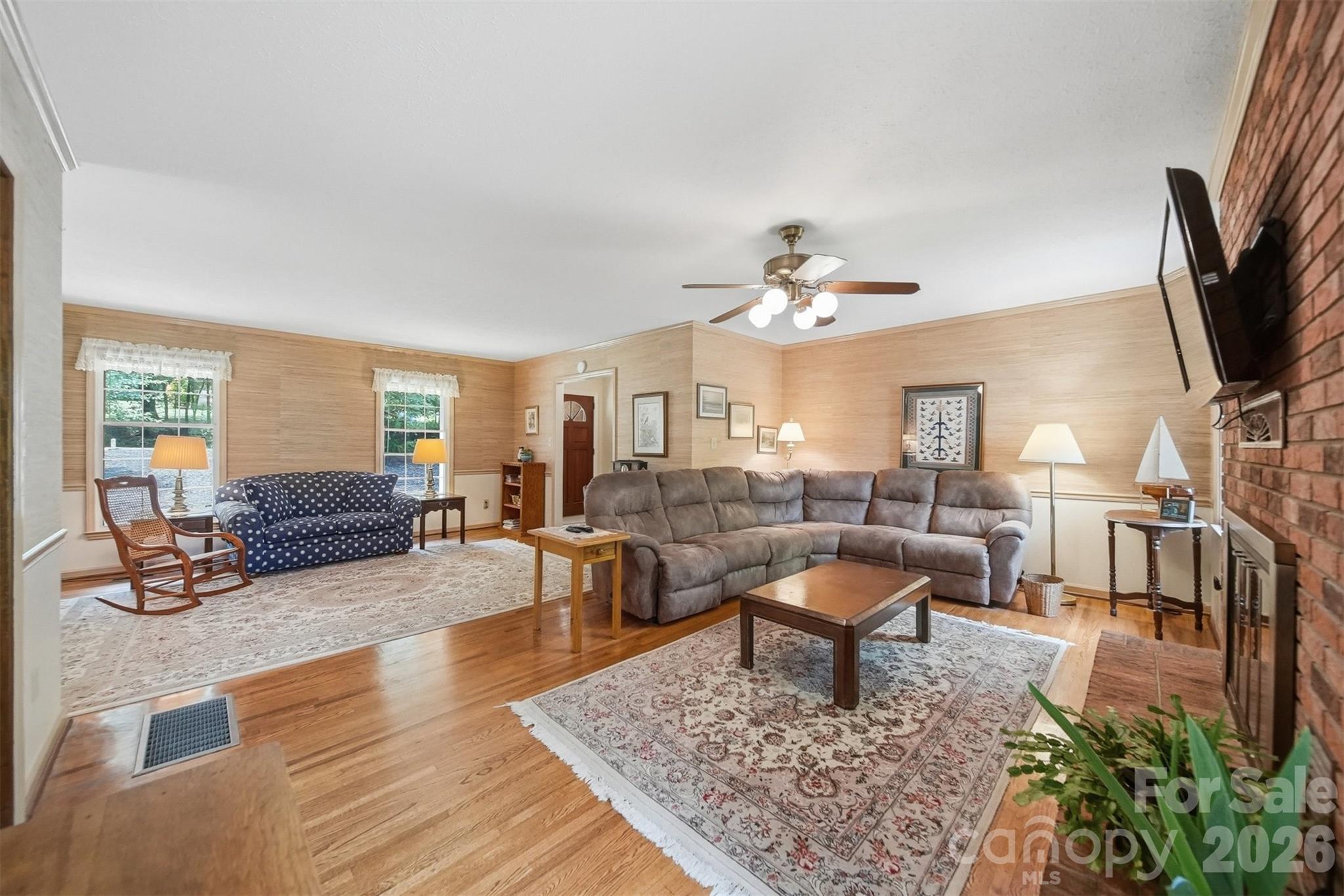 104 Laurelwood Drive — Morganton