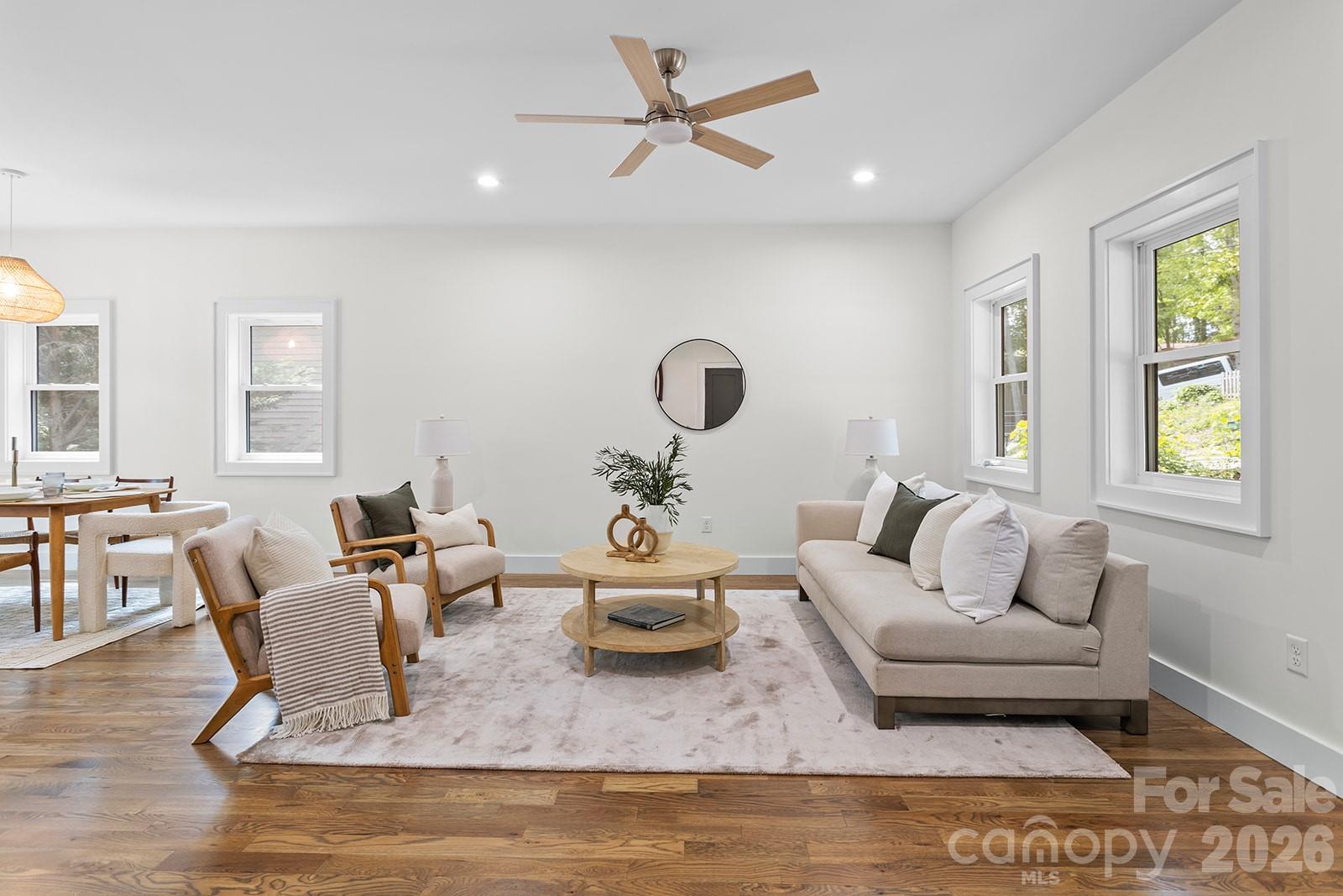 121 Laurel Loop — Asheville