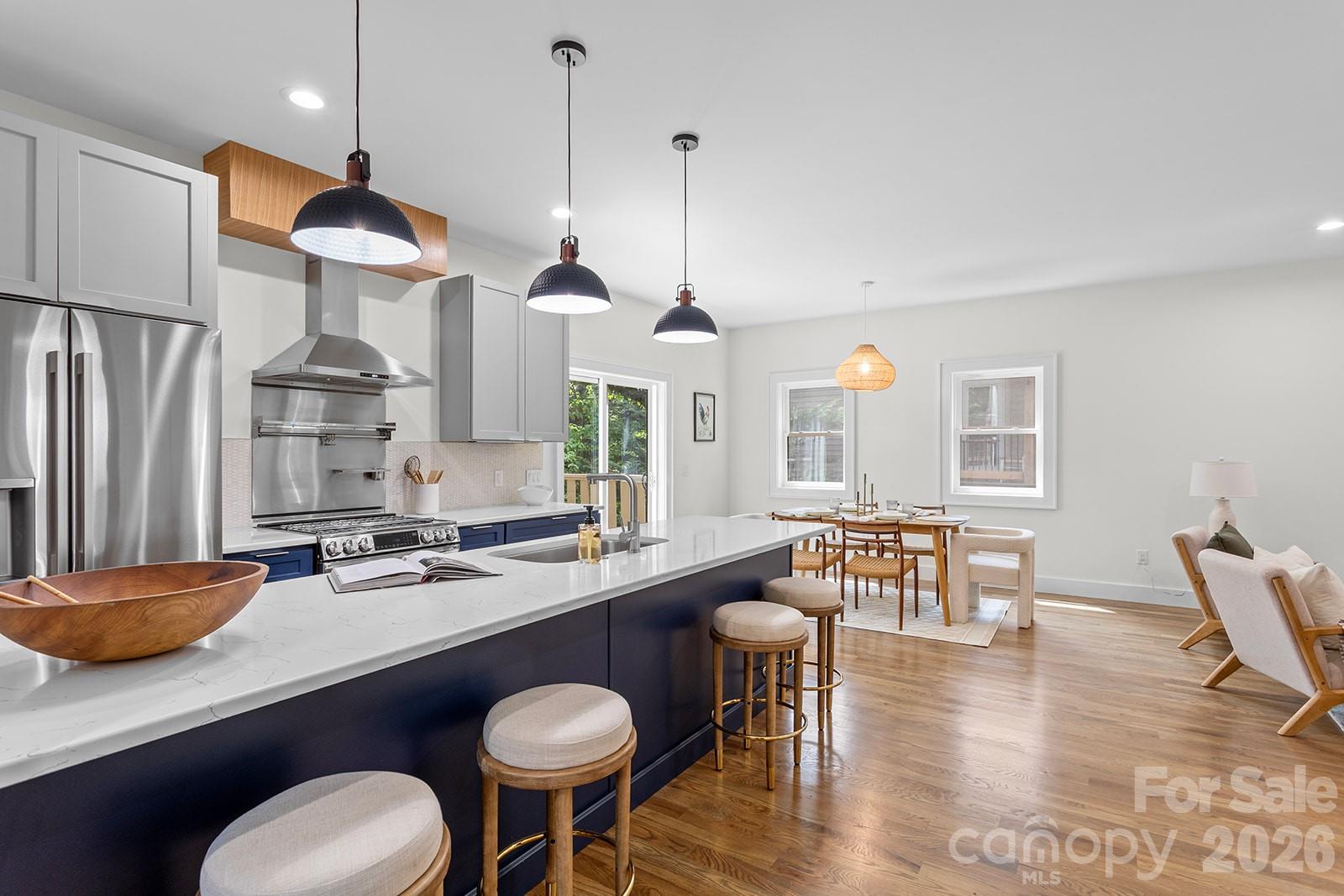 121 Laurel Loop — Asheville