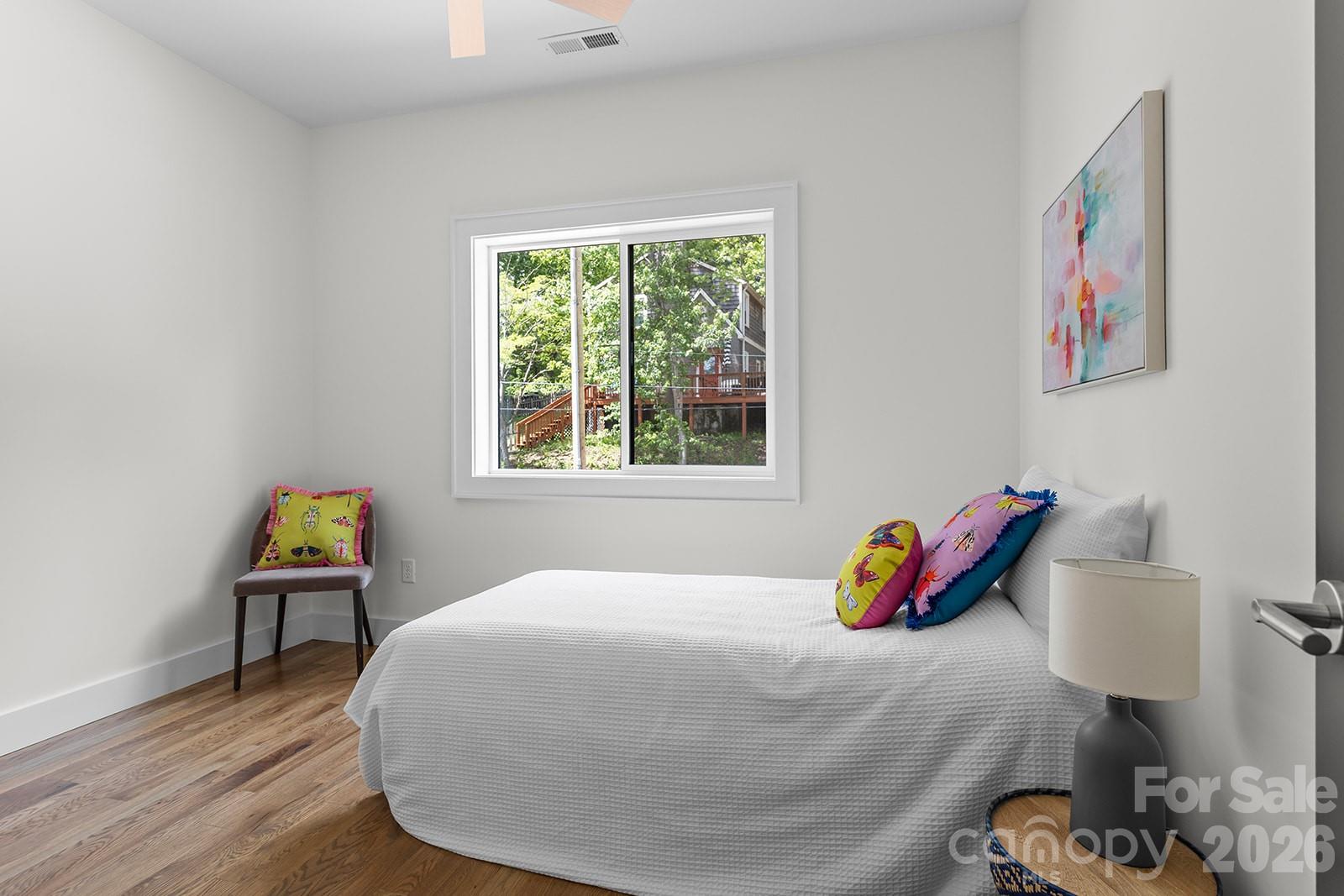 121 Laurel Loop — Asheville