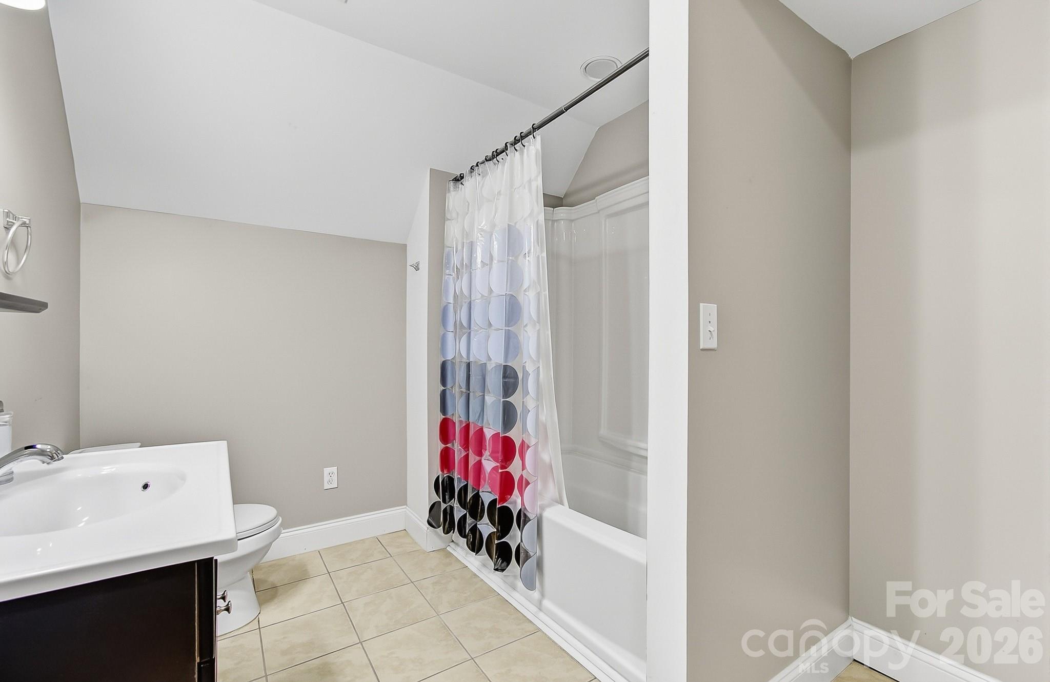 40 Liberty Road — Candler