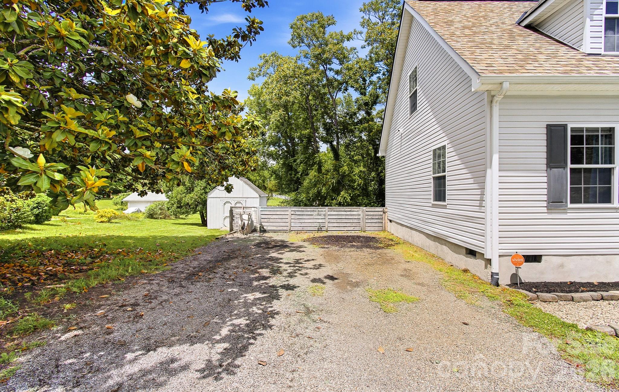 40 Liberty Road — Candler