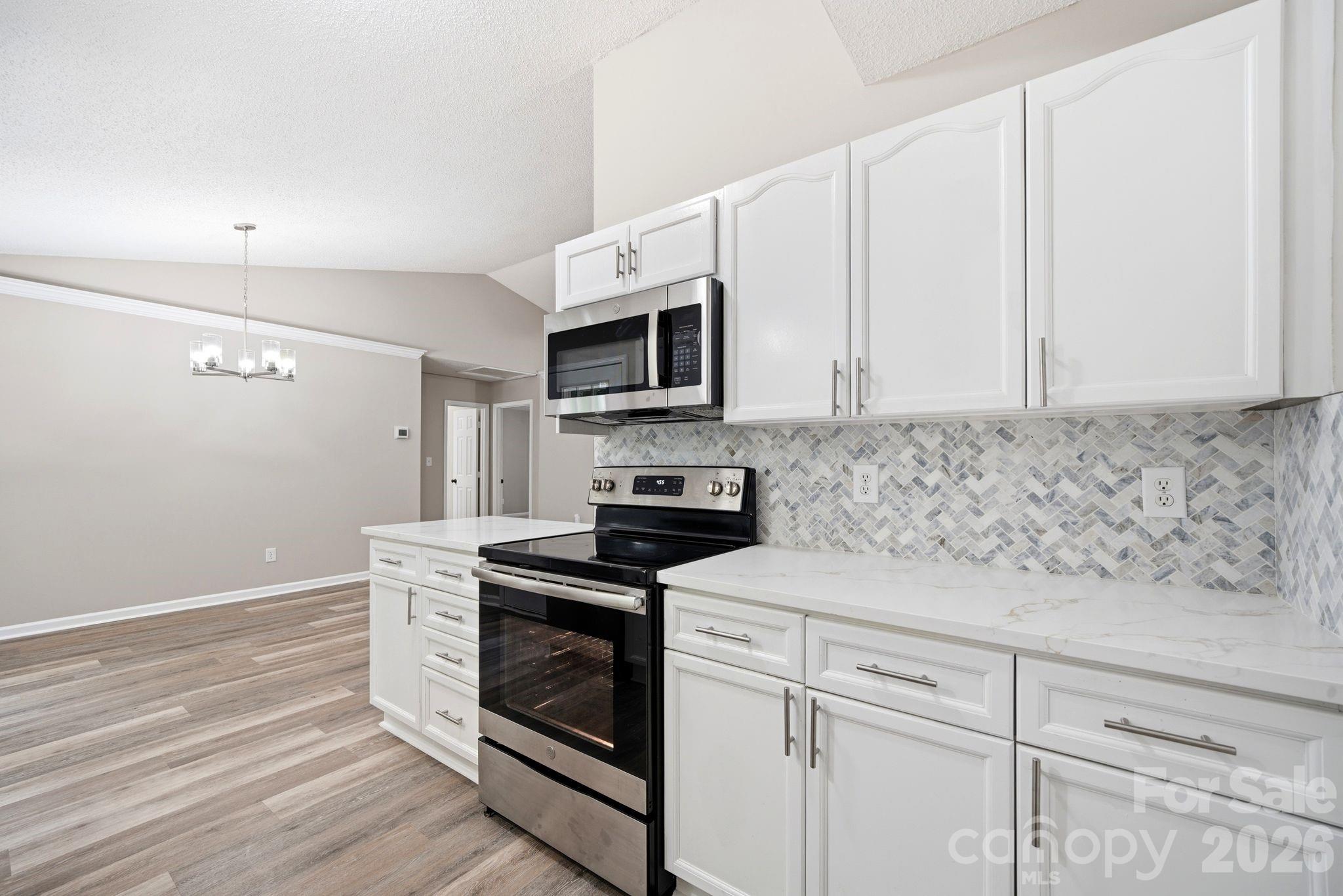 6324 Grove Park Boulevard — Charlotte