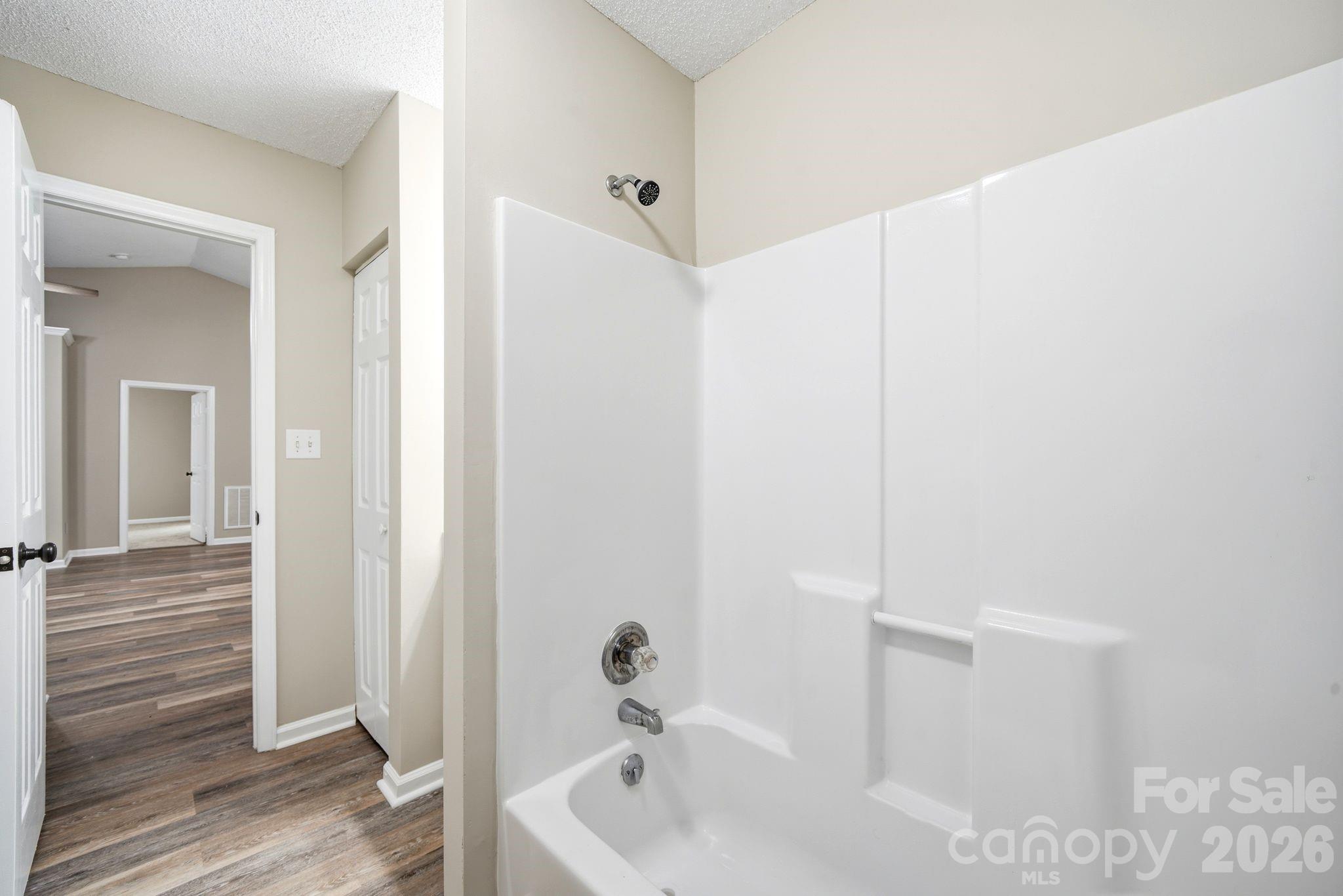6324 Grove Park Boulevard — Charlotte