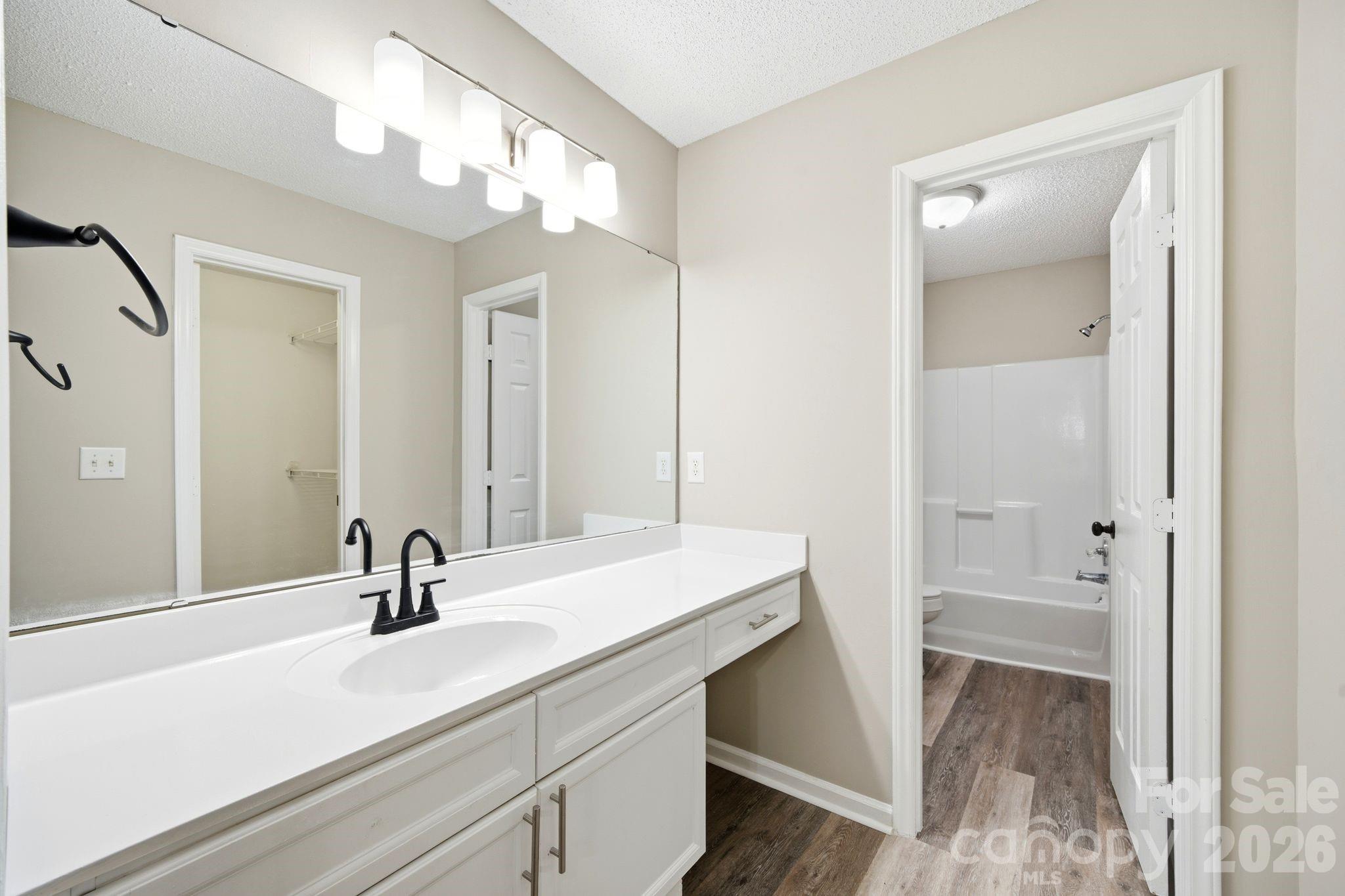 6324 Grove Park Boulevard — Charlotte