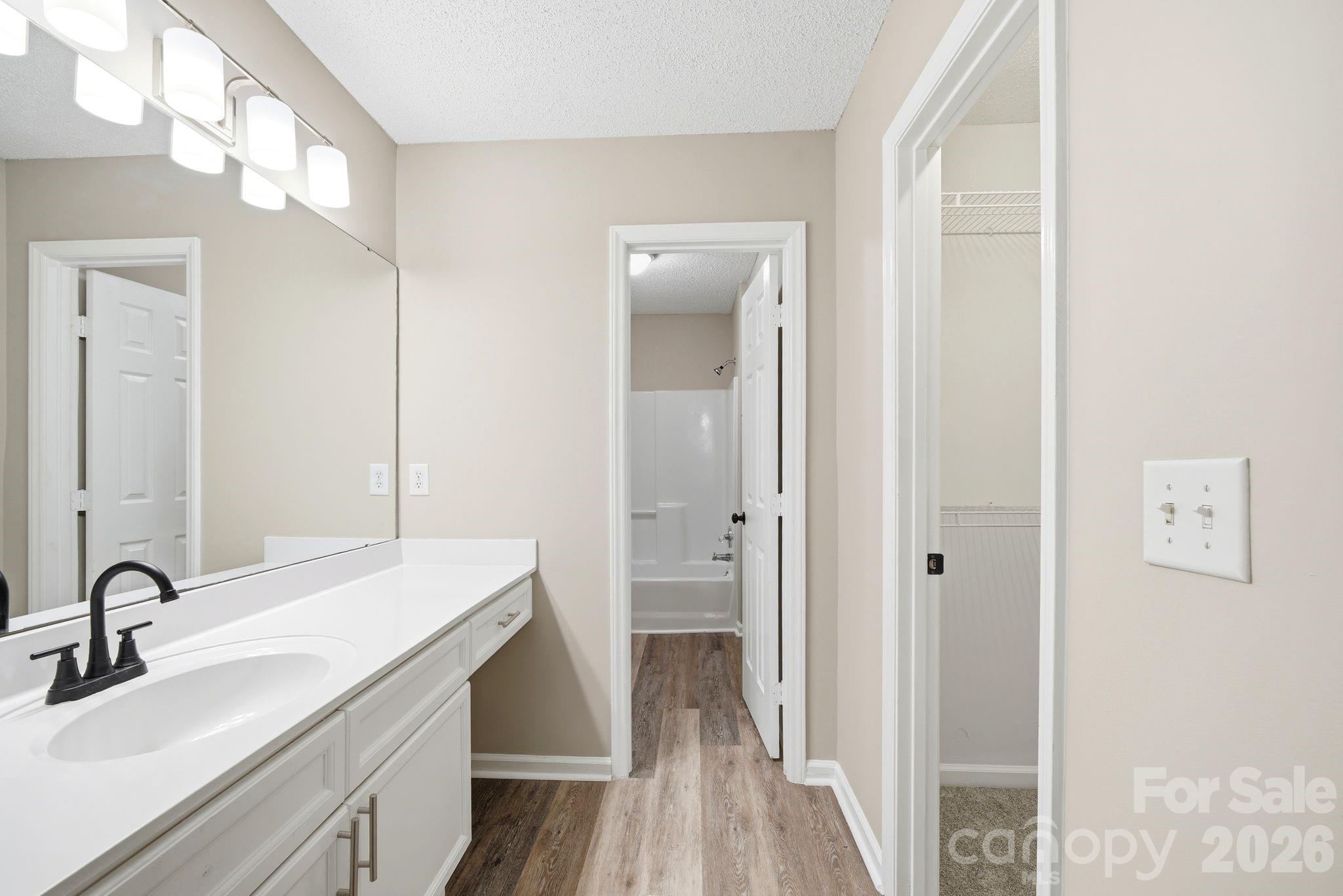 6324 Grove Park Boulevard — Charlotte