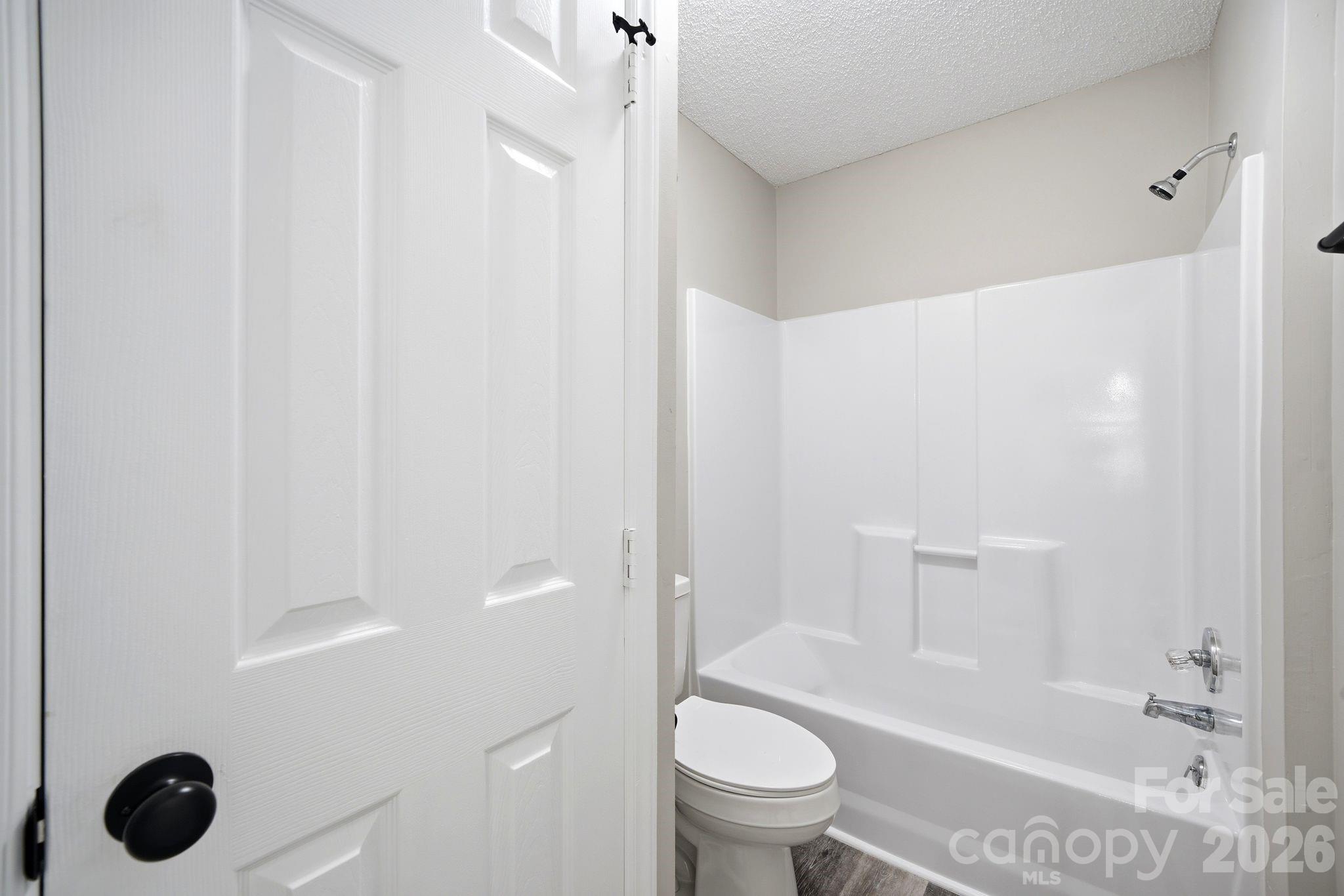 6324 Grove Park Boulevard — Charlotte