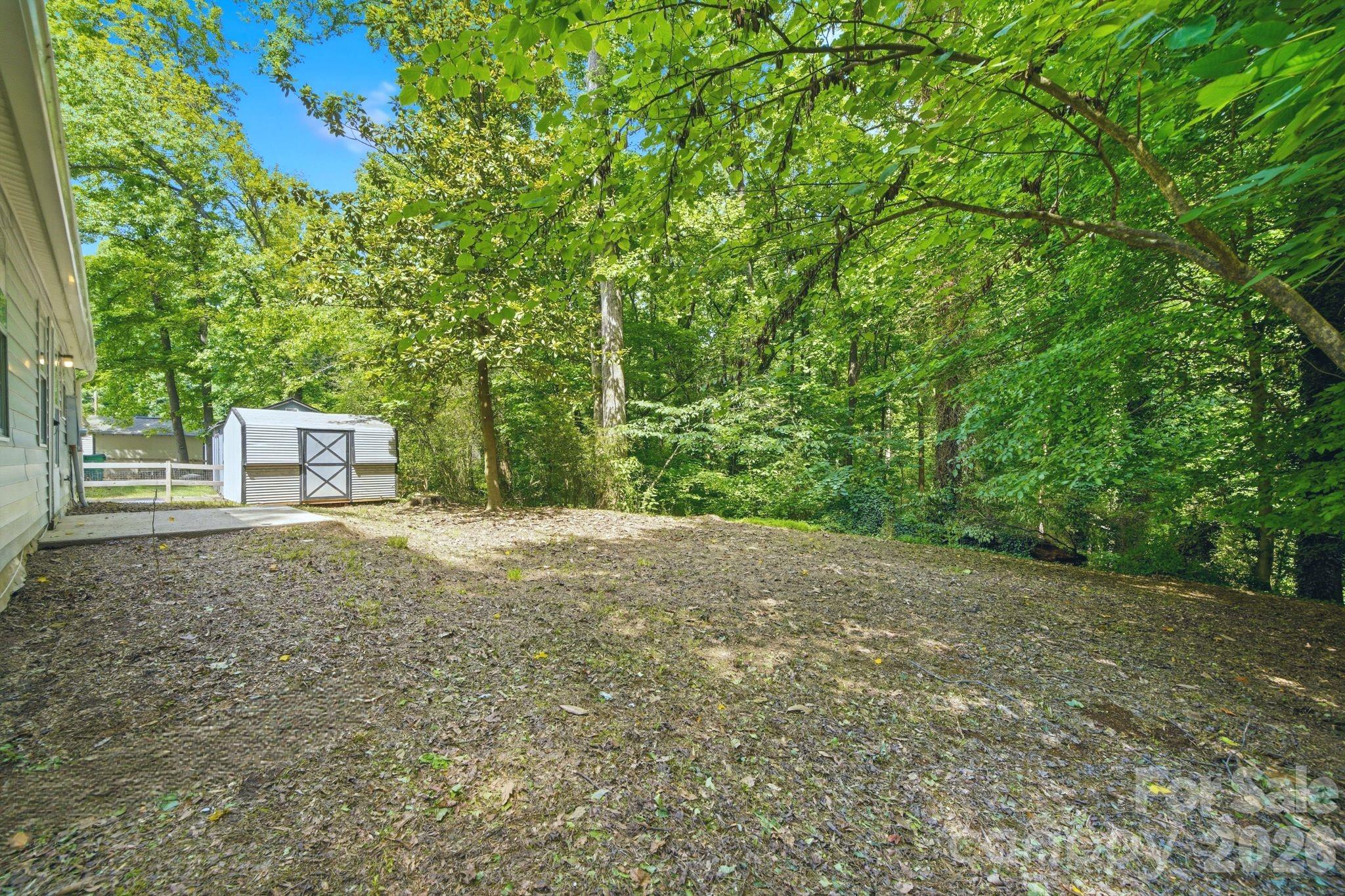 6324 Grove Park Boulevard — Charlotte