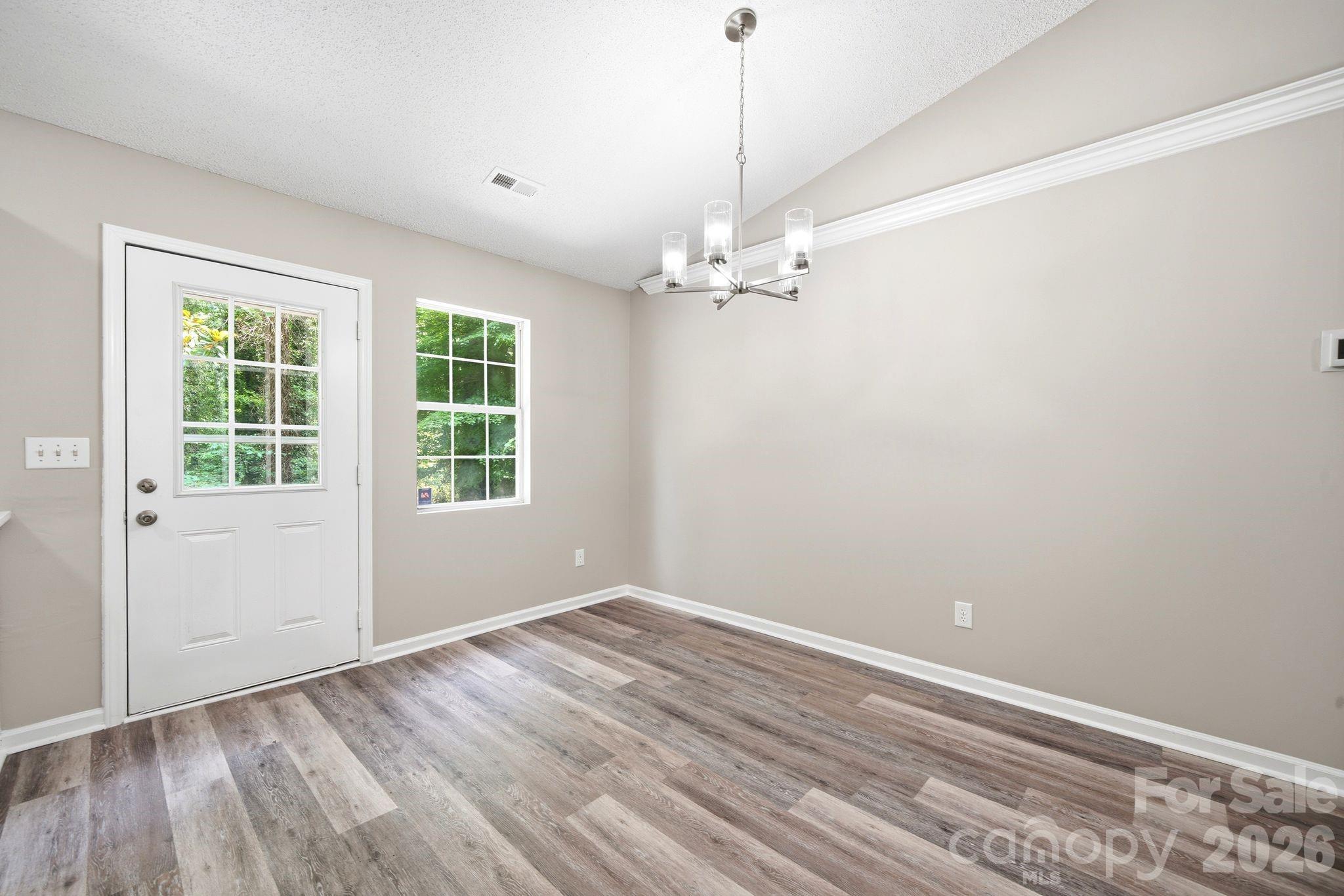 6324 Grove Park Boulevard — Charlotte