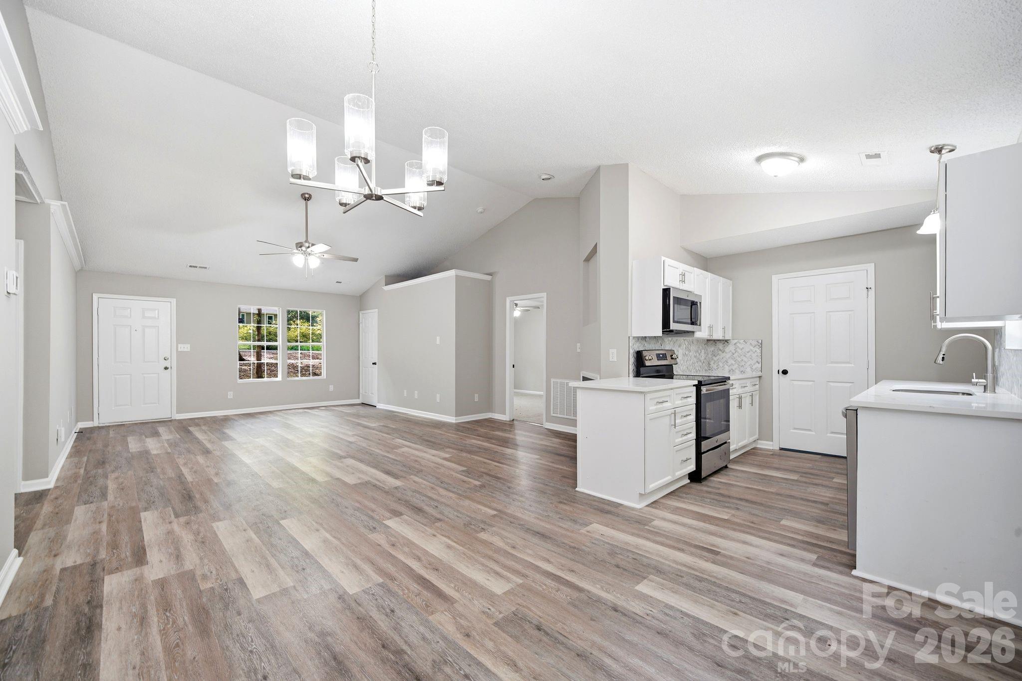 6324 Grove Park Boulevard — Charlotte