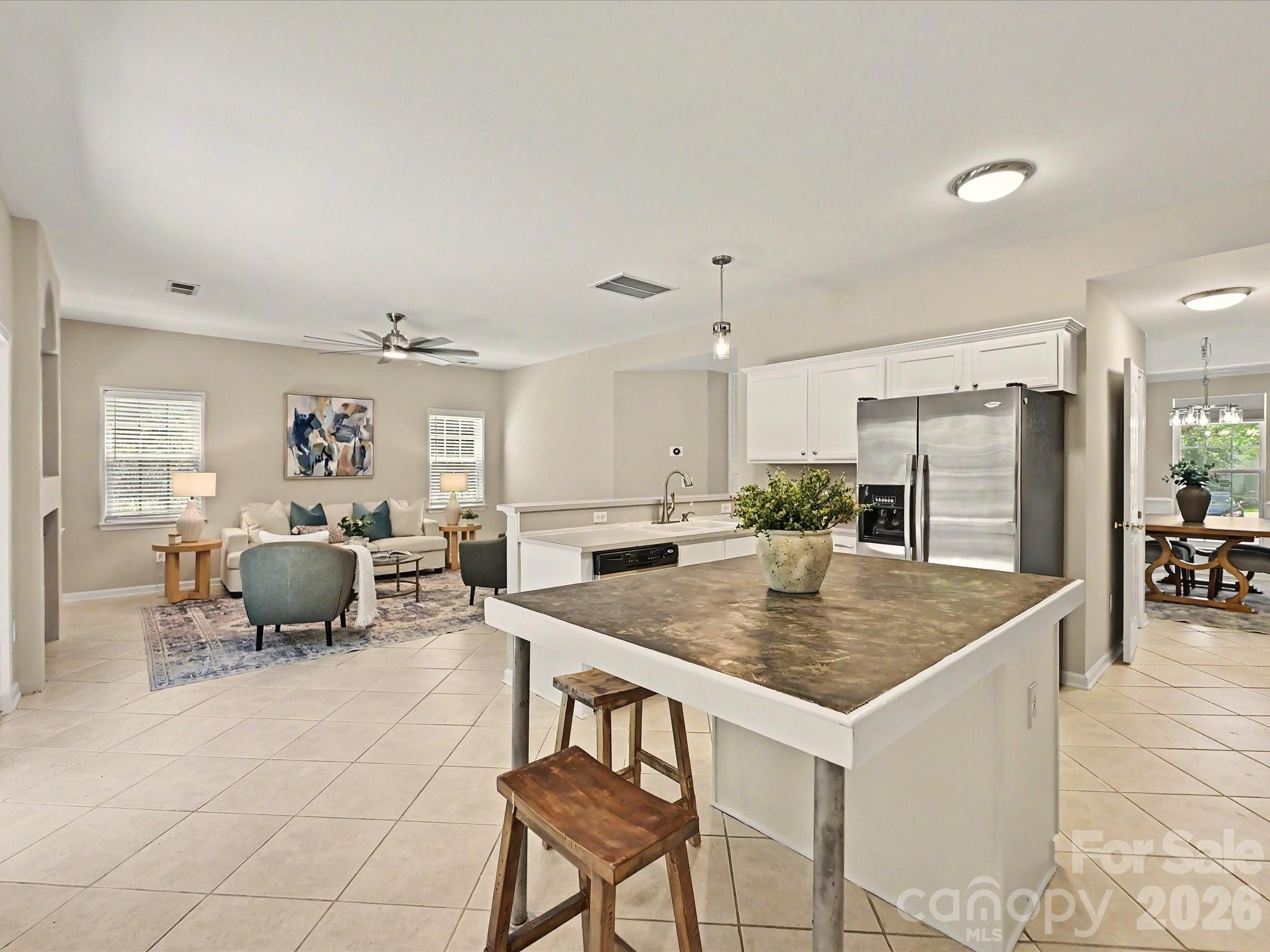9539 Stawell Drive — Huntersville