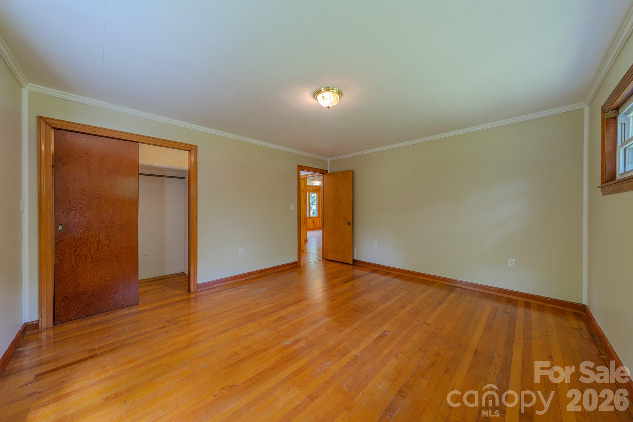 456 Lower Grassy Branch Road — Asheville