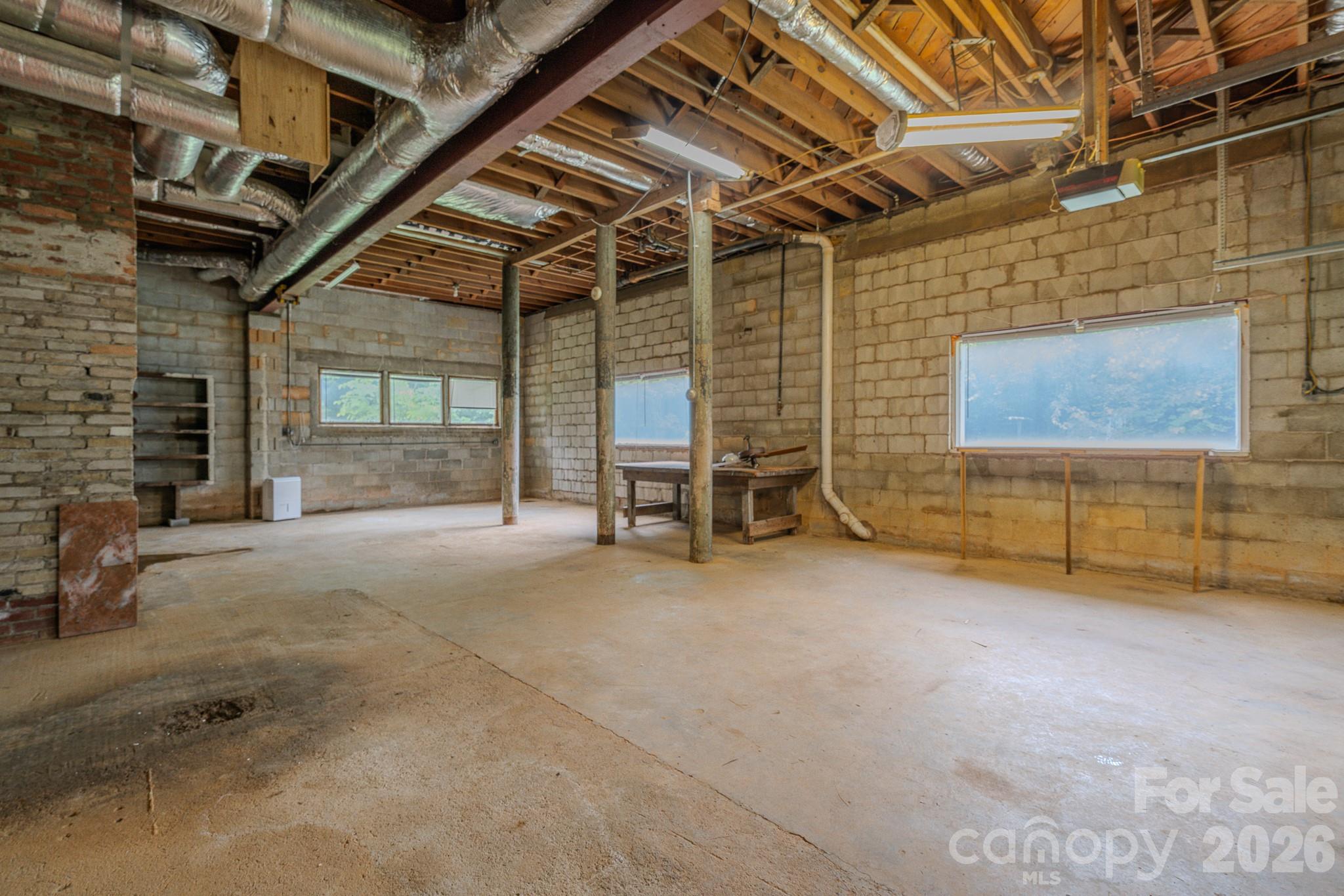 456 Lower Grassy Branch Road — Asheville