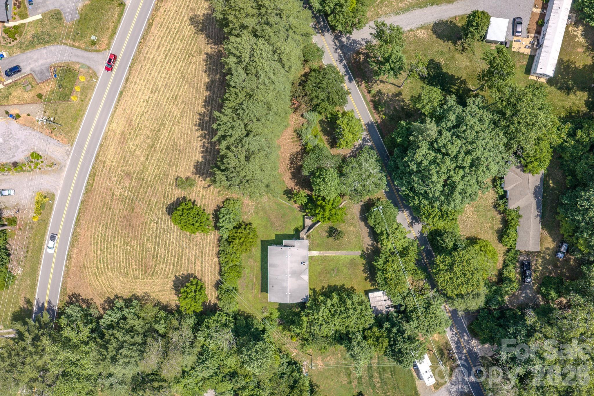 456 Lower Grassy Branch Road — Asheville