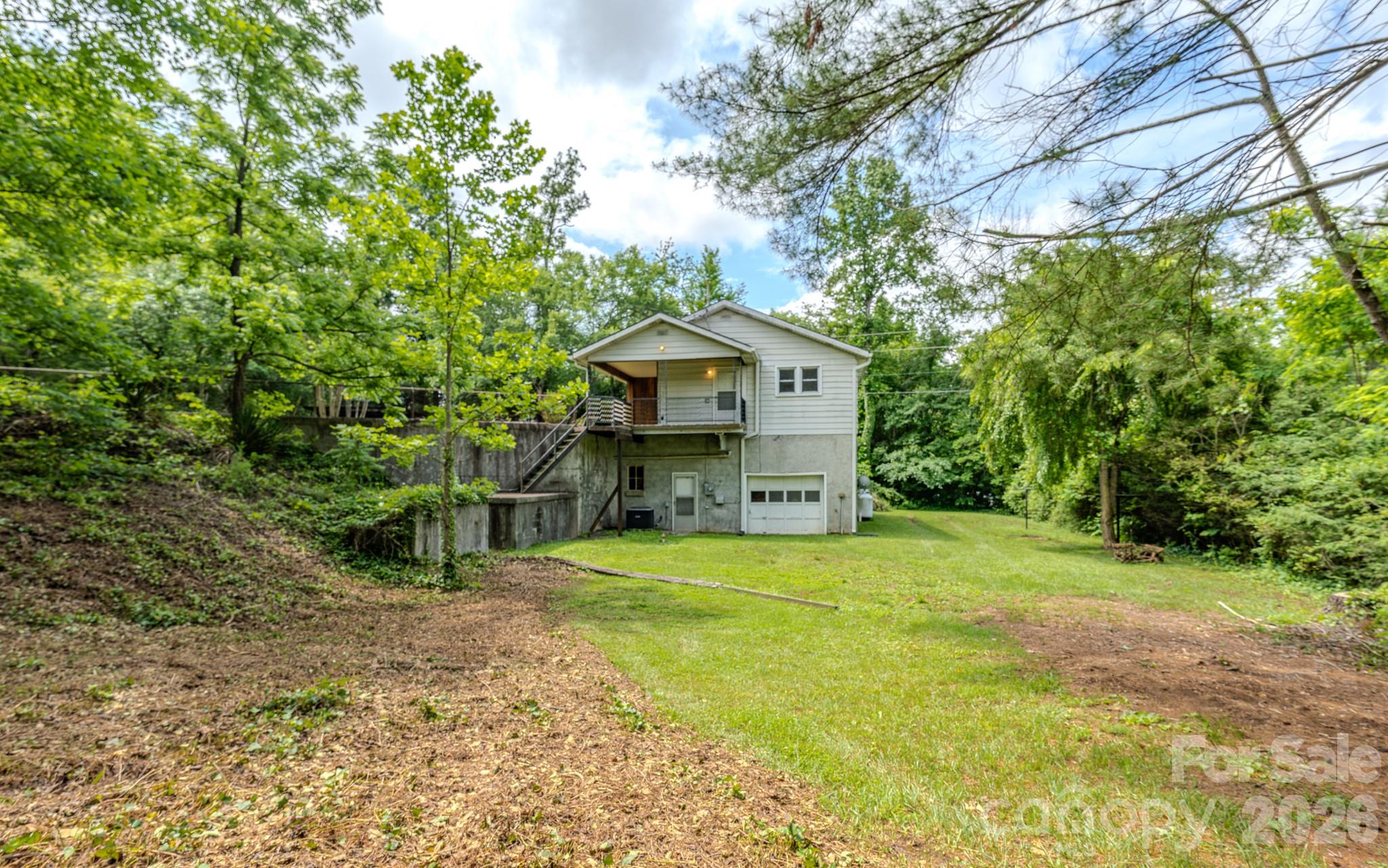 456 Lower Grassy Branch Road — Asheville