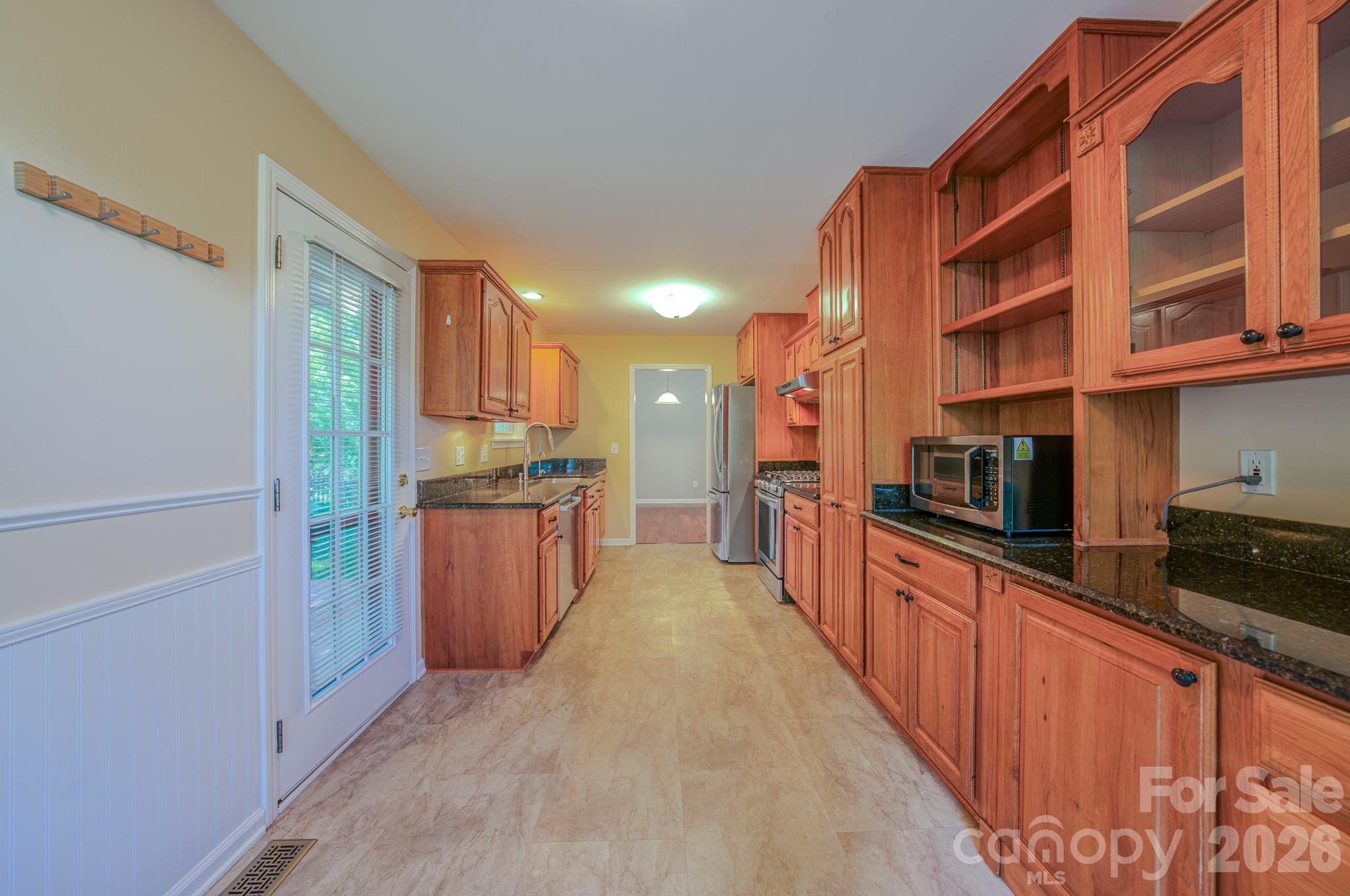 102 Forest Lake Drive — Asheville