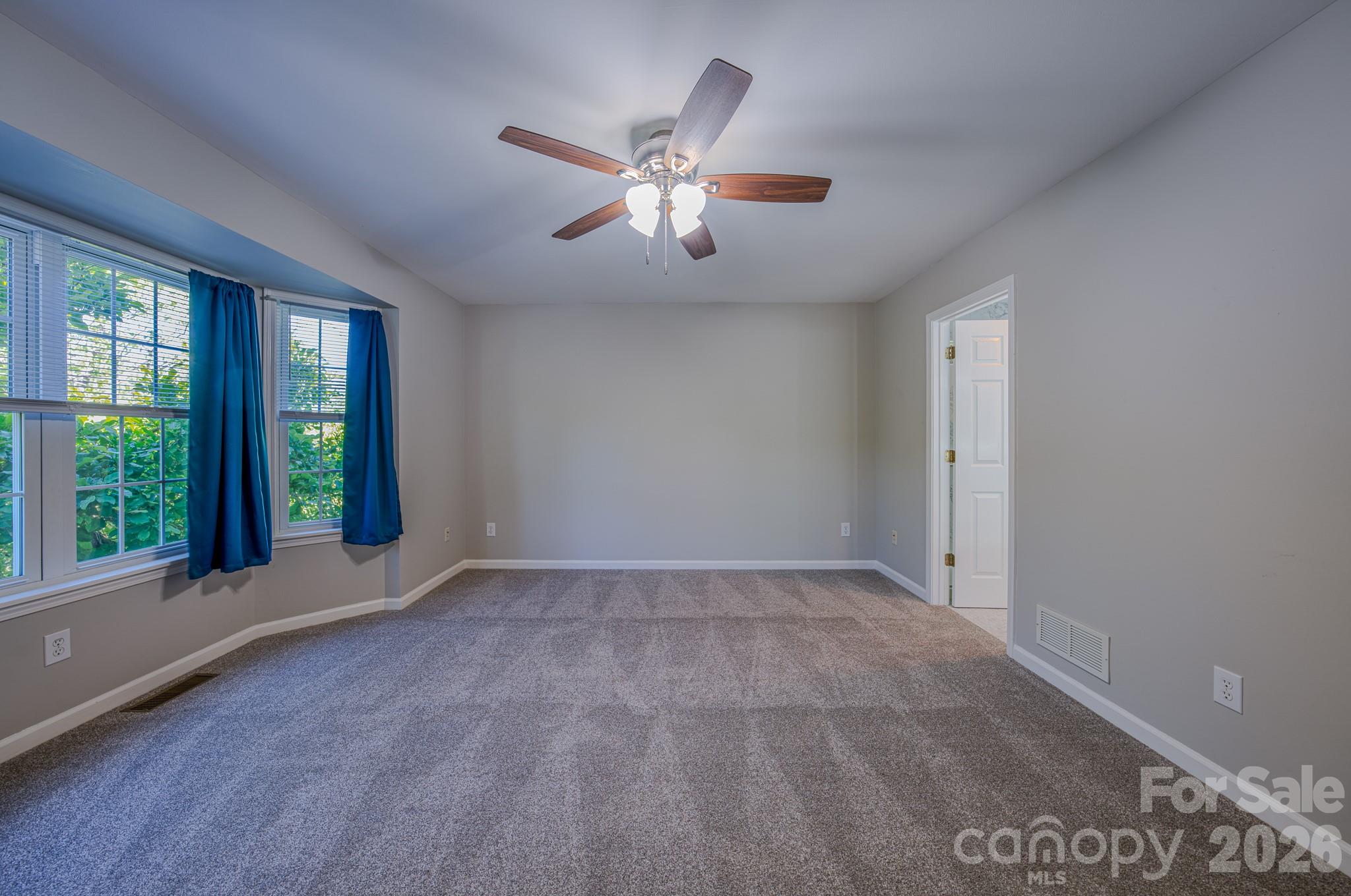 102 Forest Lake Drive — Asheville