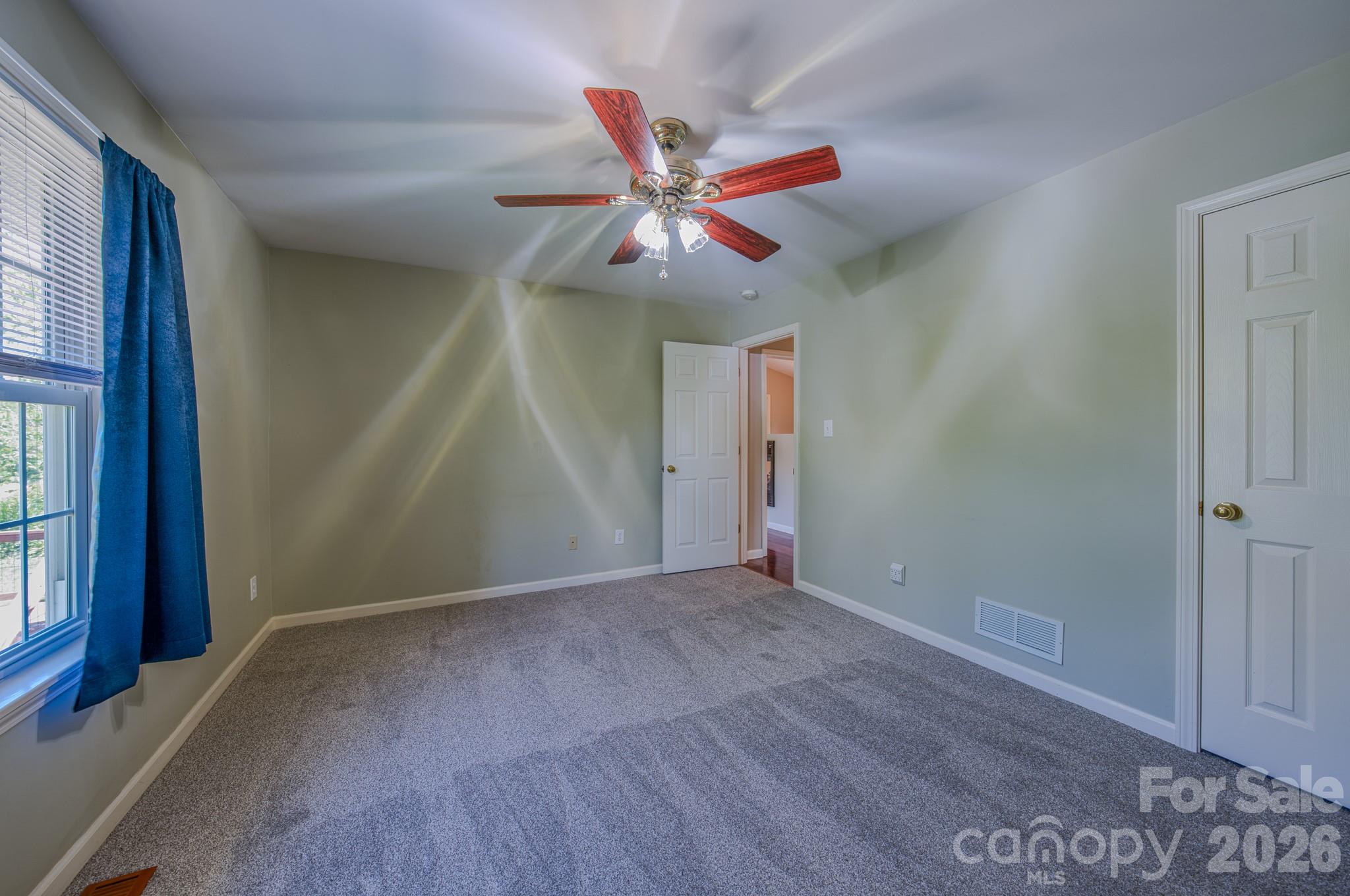 102 Forest Lake Drive — Asheville