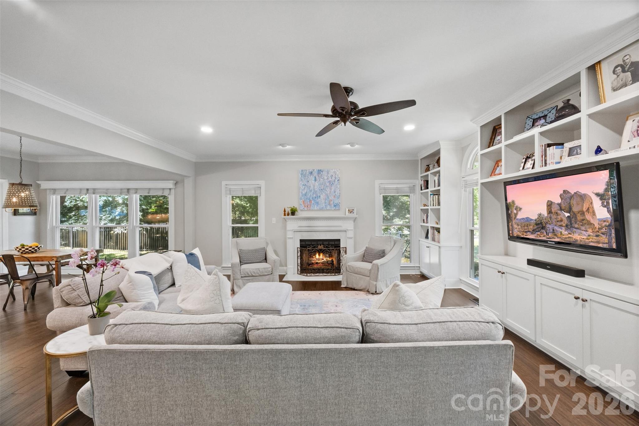 1027 Dan Maples Drive — Cramerton