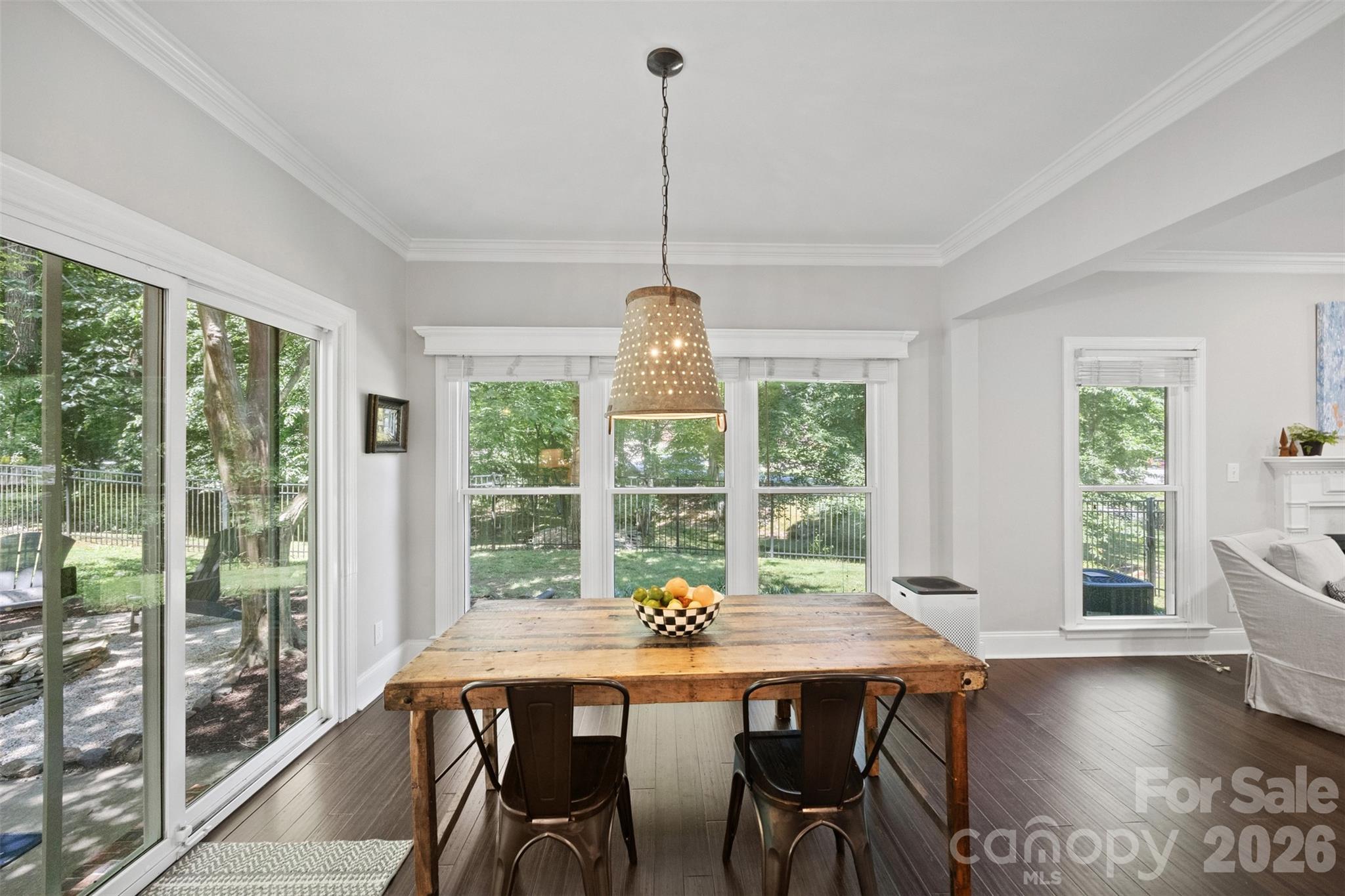 1027 Dan Maples Drive — Cramerton