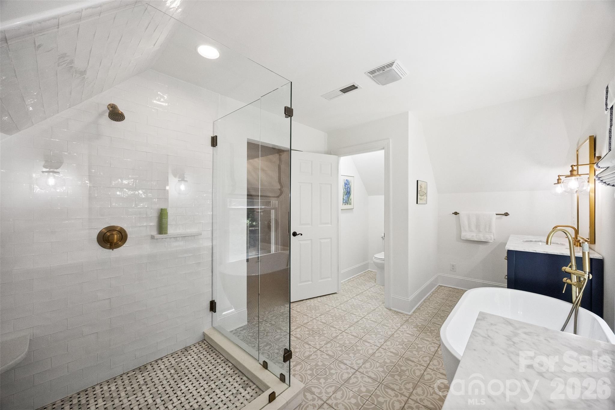 1027 Dan Maples Drive — Cramerton