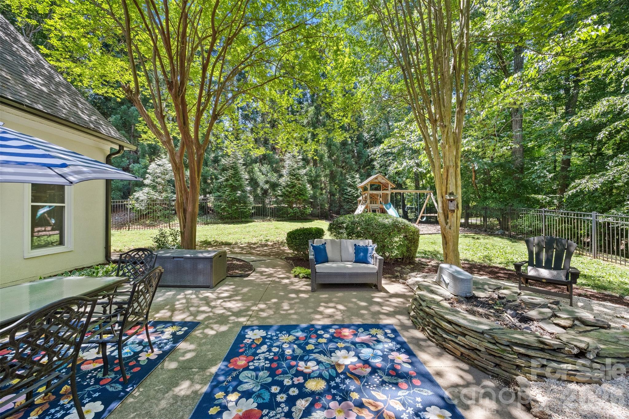 1027 Dan Maples Drive — Cramerton