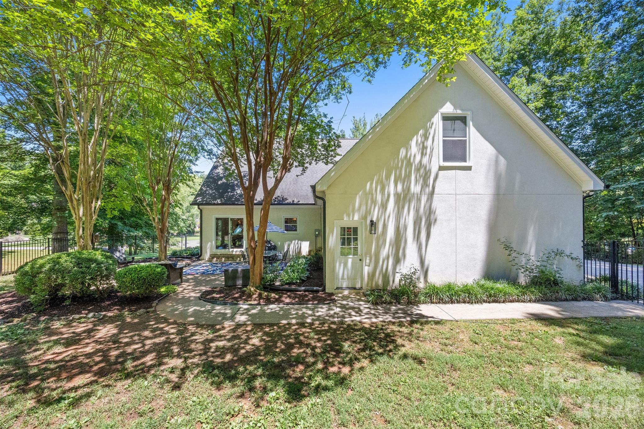 1027 Dan Maples Drive — Cramerton