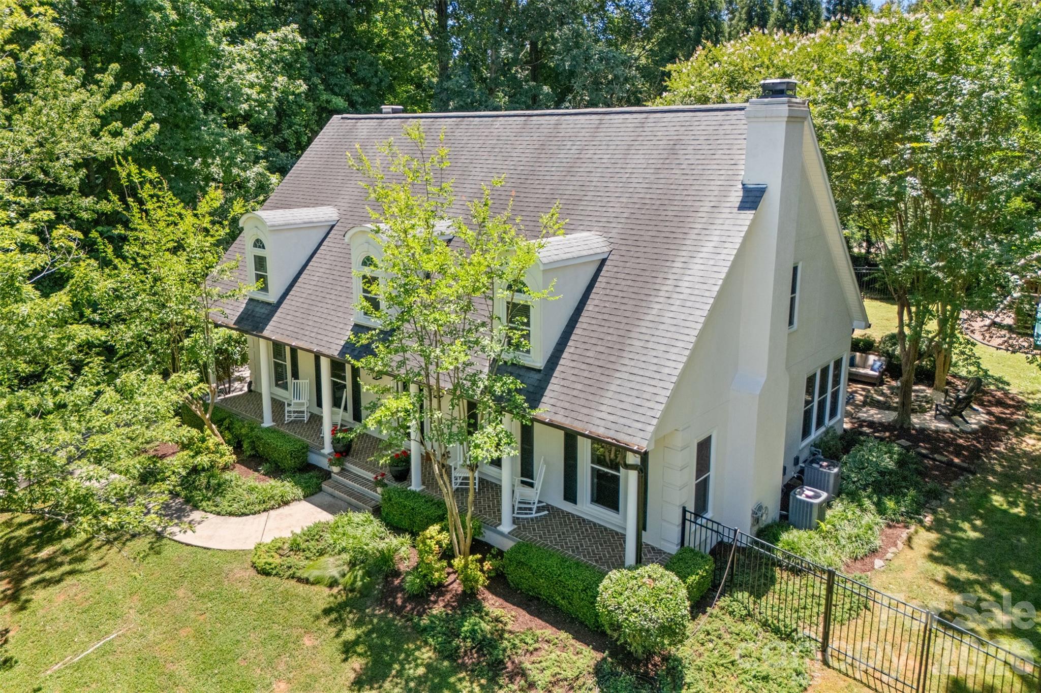 1027 Dan Maples Drive — Cramerton