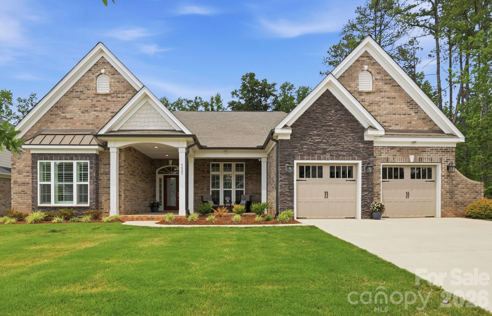 9823 Ardley Park Way — Mint Hill