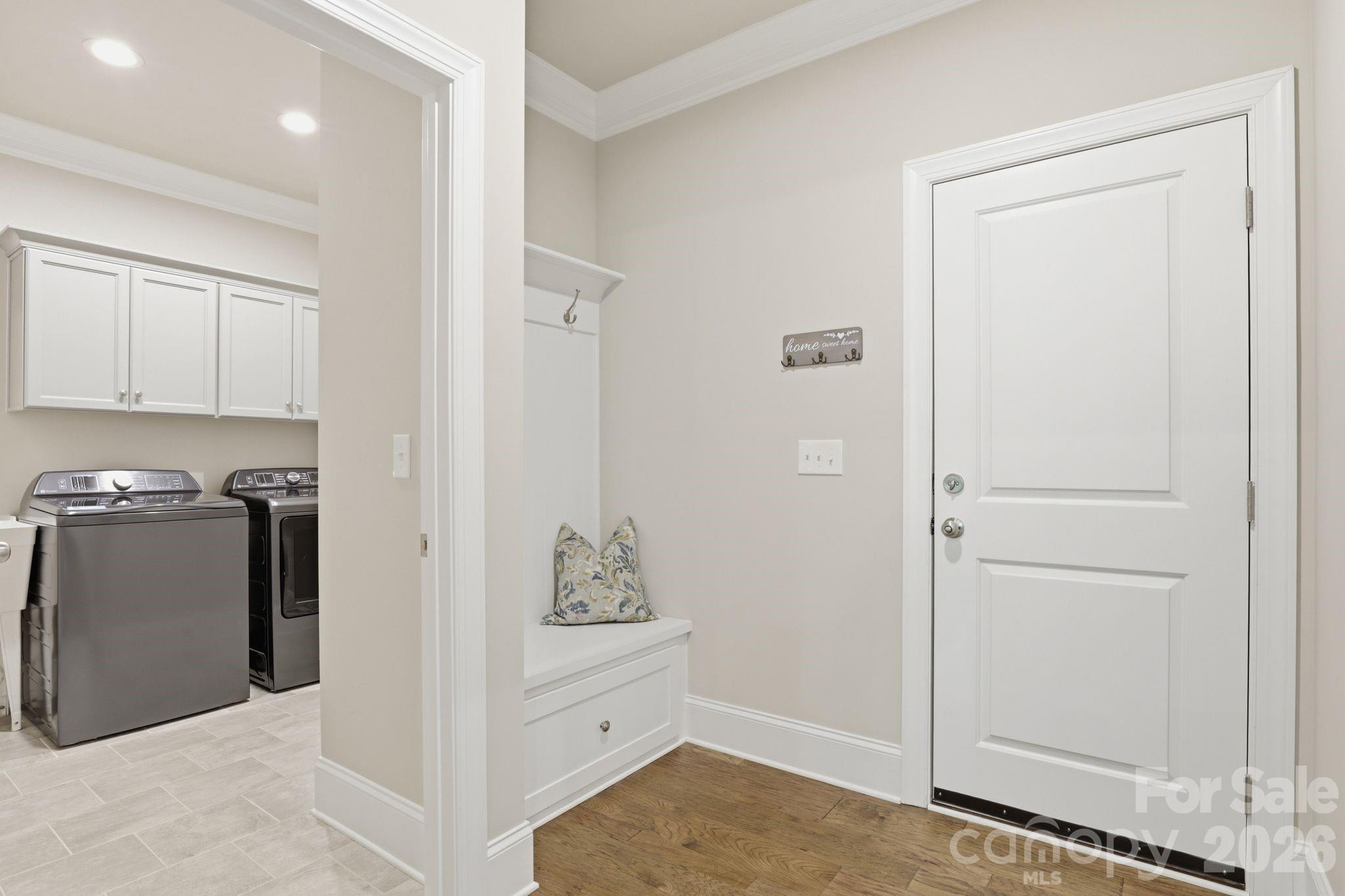 9823 Ardley Park Way — Mint Hill