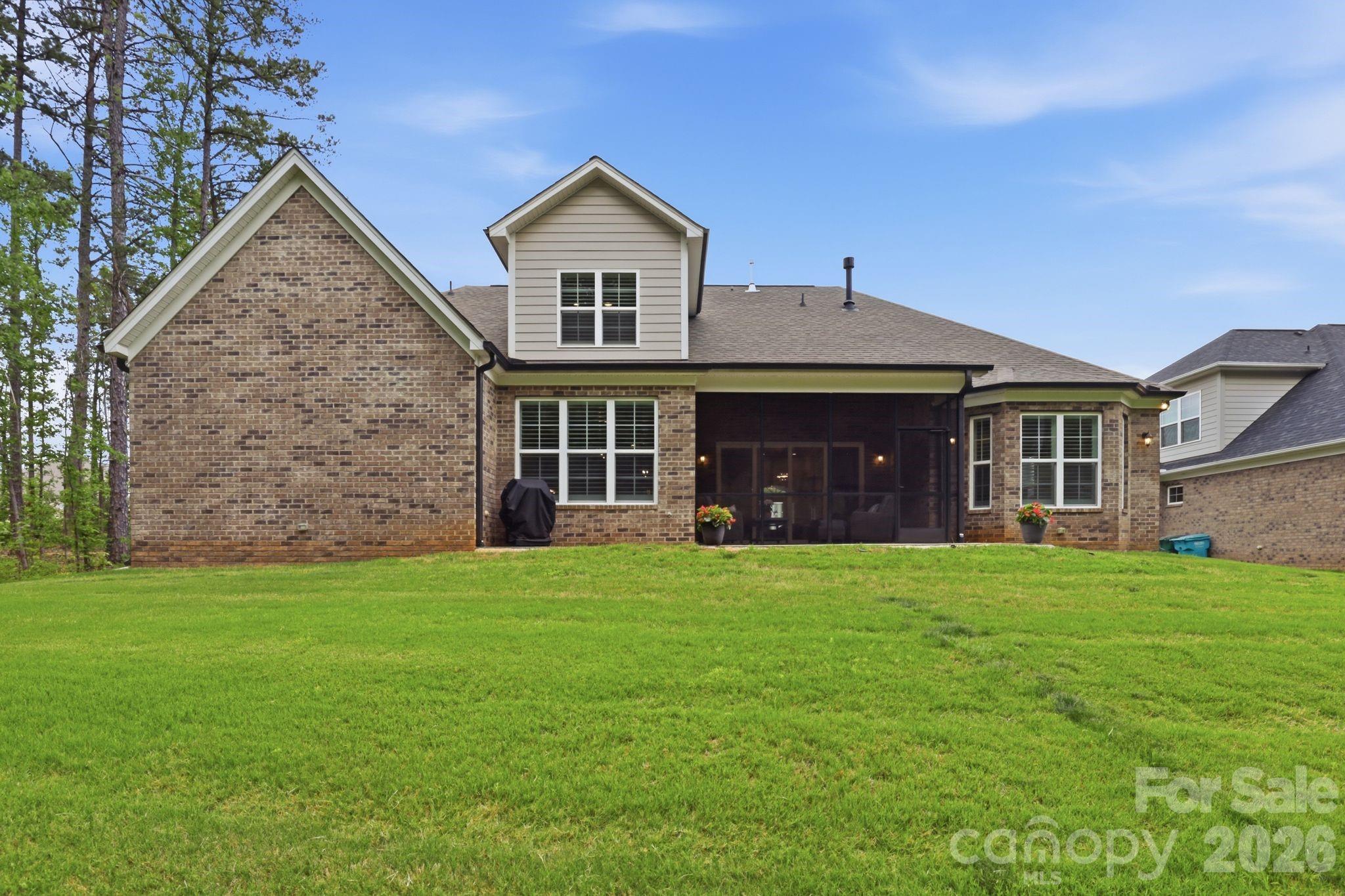 9823 Ardley Park Way — Mint Hill