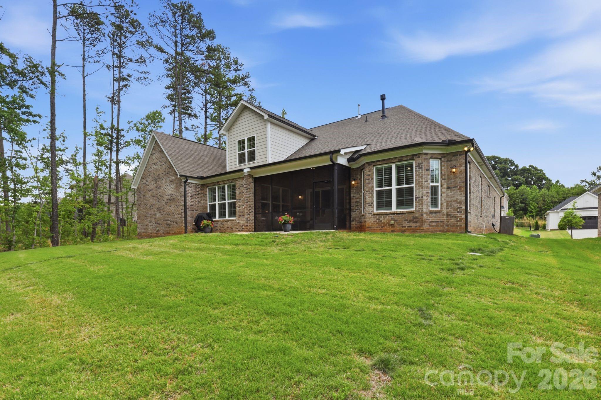 9823 Ardley Park Way — Mint Hill